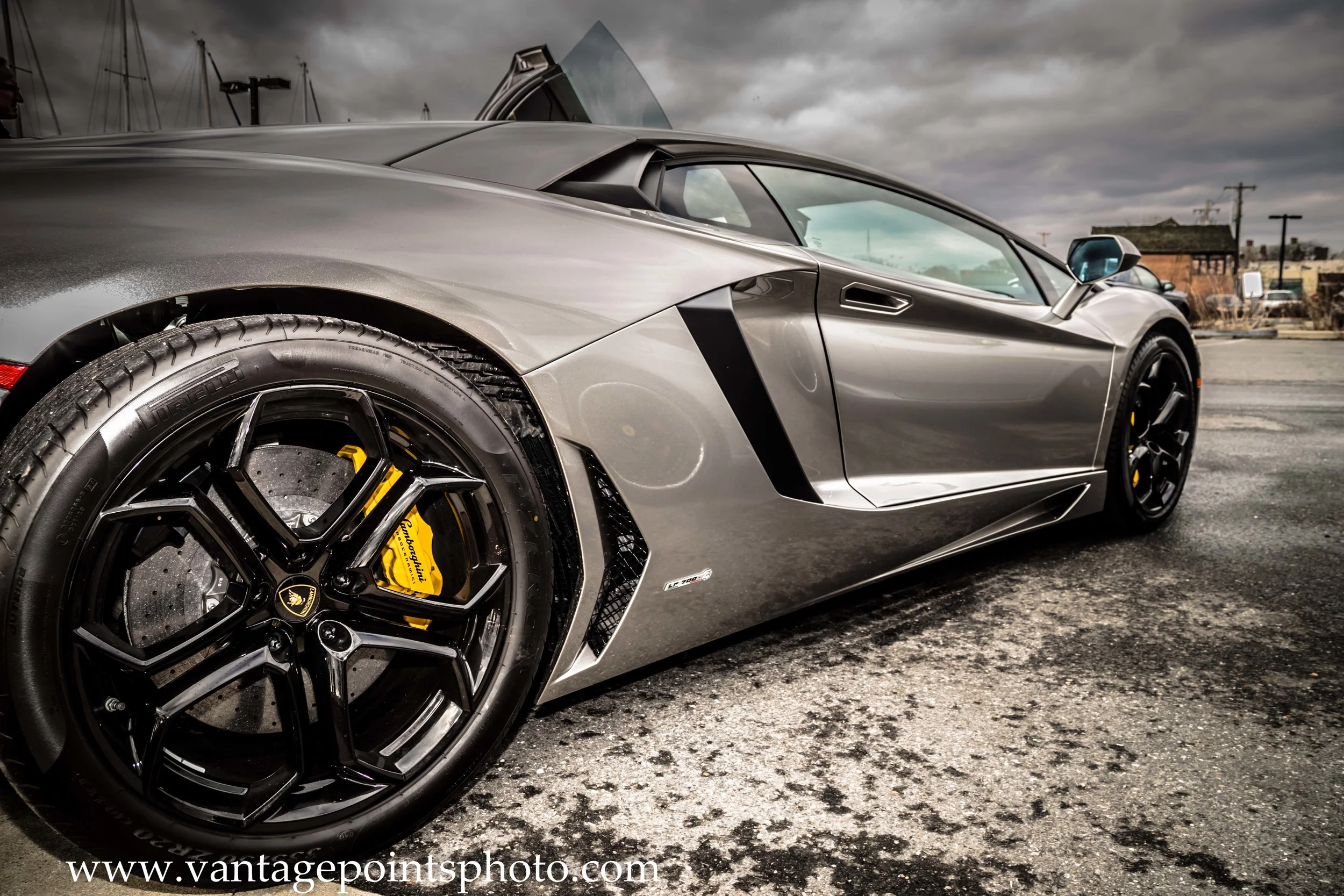 1-14 Aventador-1-2.JPG