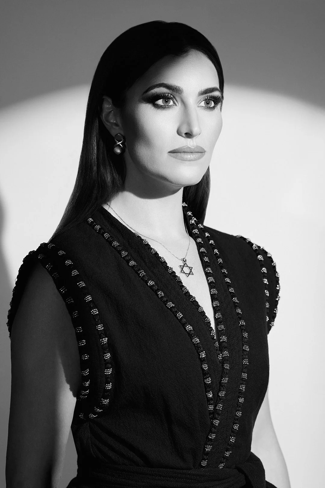 HOT-Adela Cojav 1_By Limor Garfinkle_Web.jpg