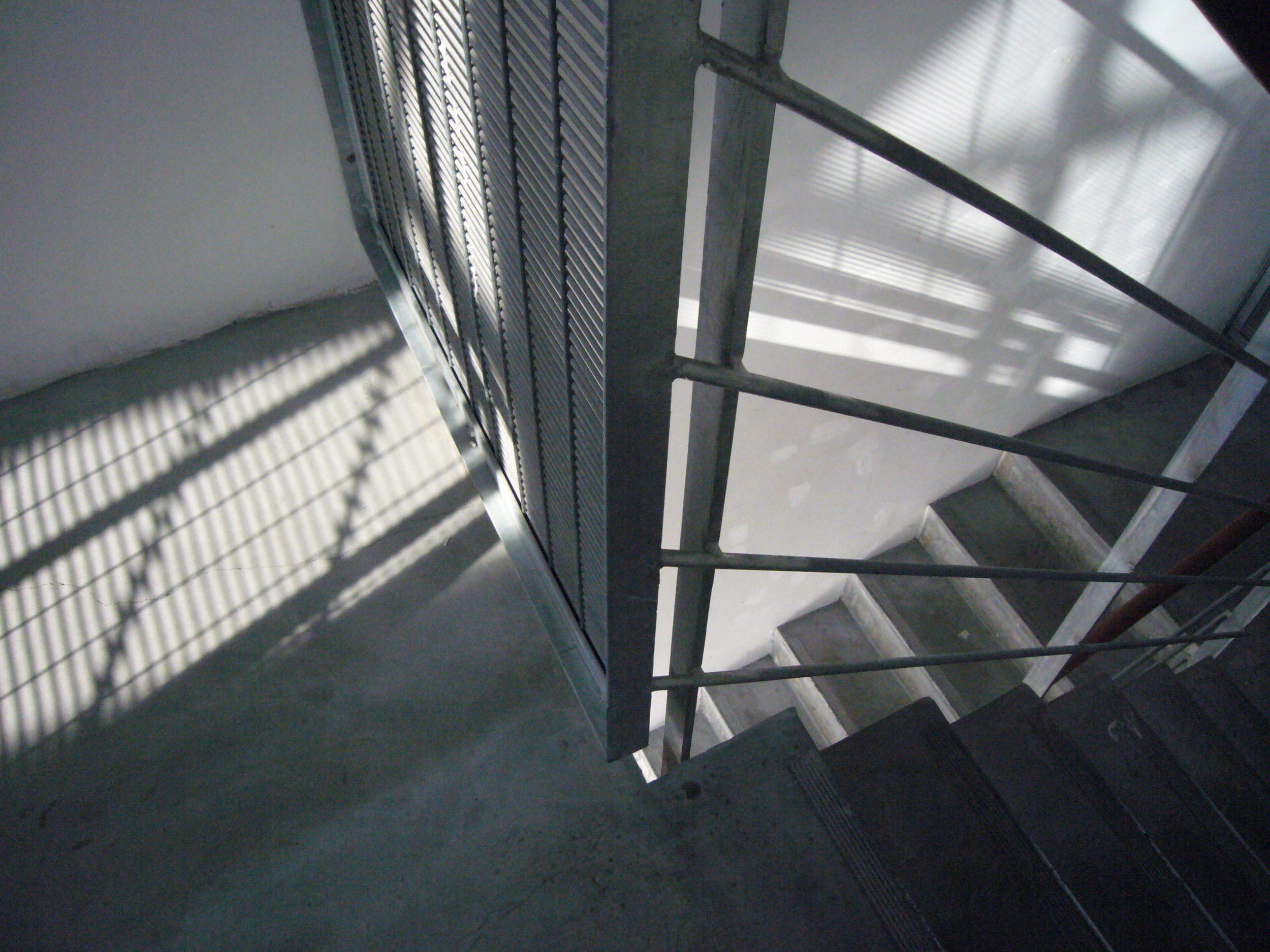 cage d'escalier.JPG