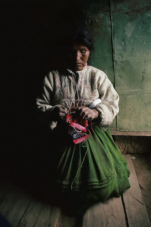 CW22_knitting woman.jpg