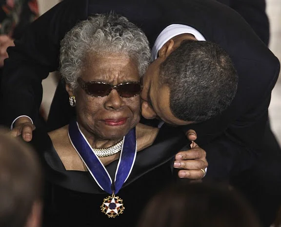 MayaAngelouPresObama.jpg