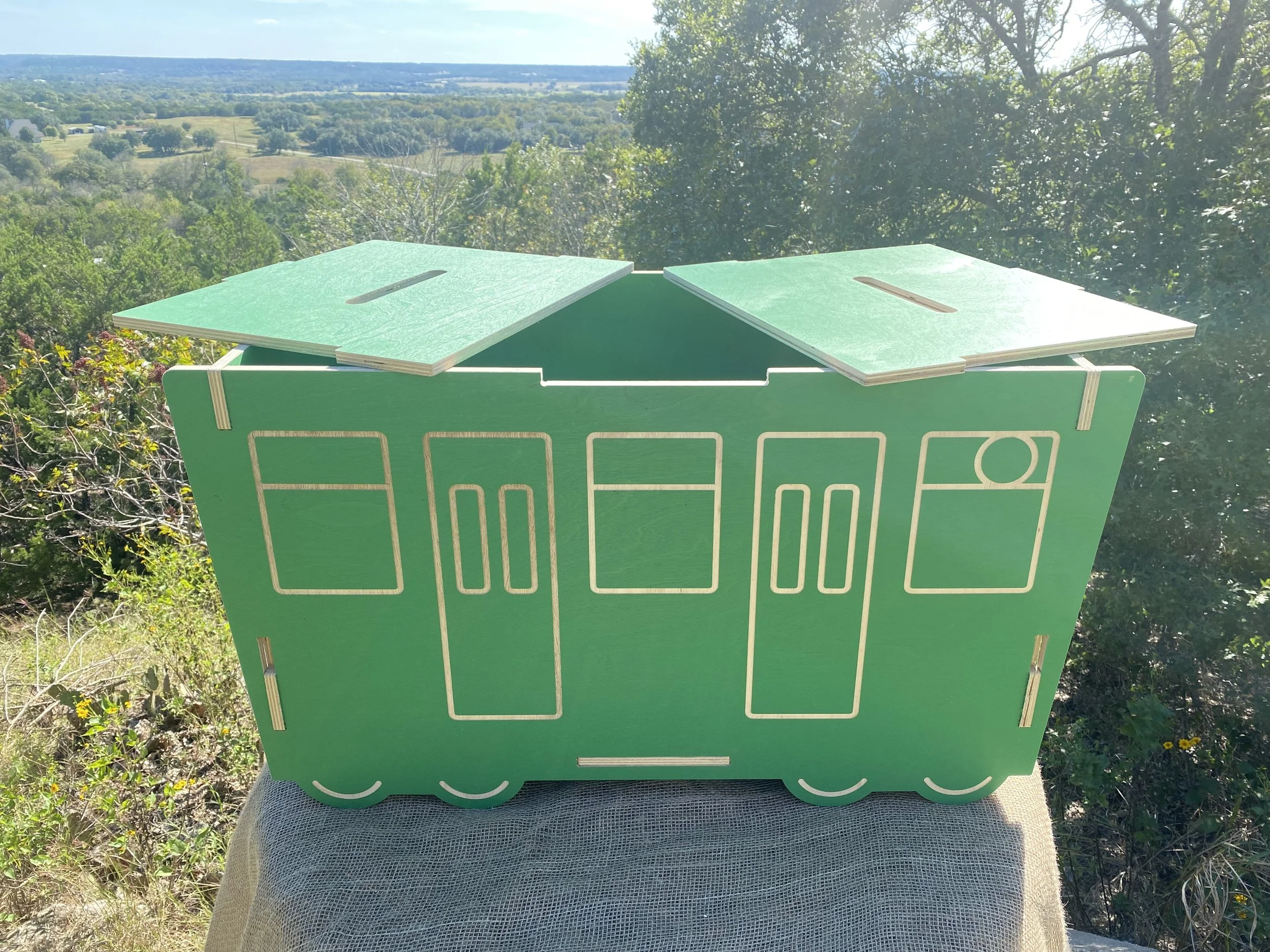  The box is topped with two slotted lids for easy removal 