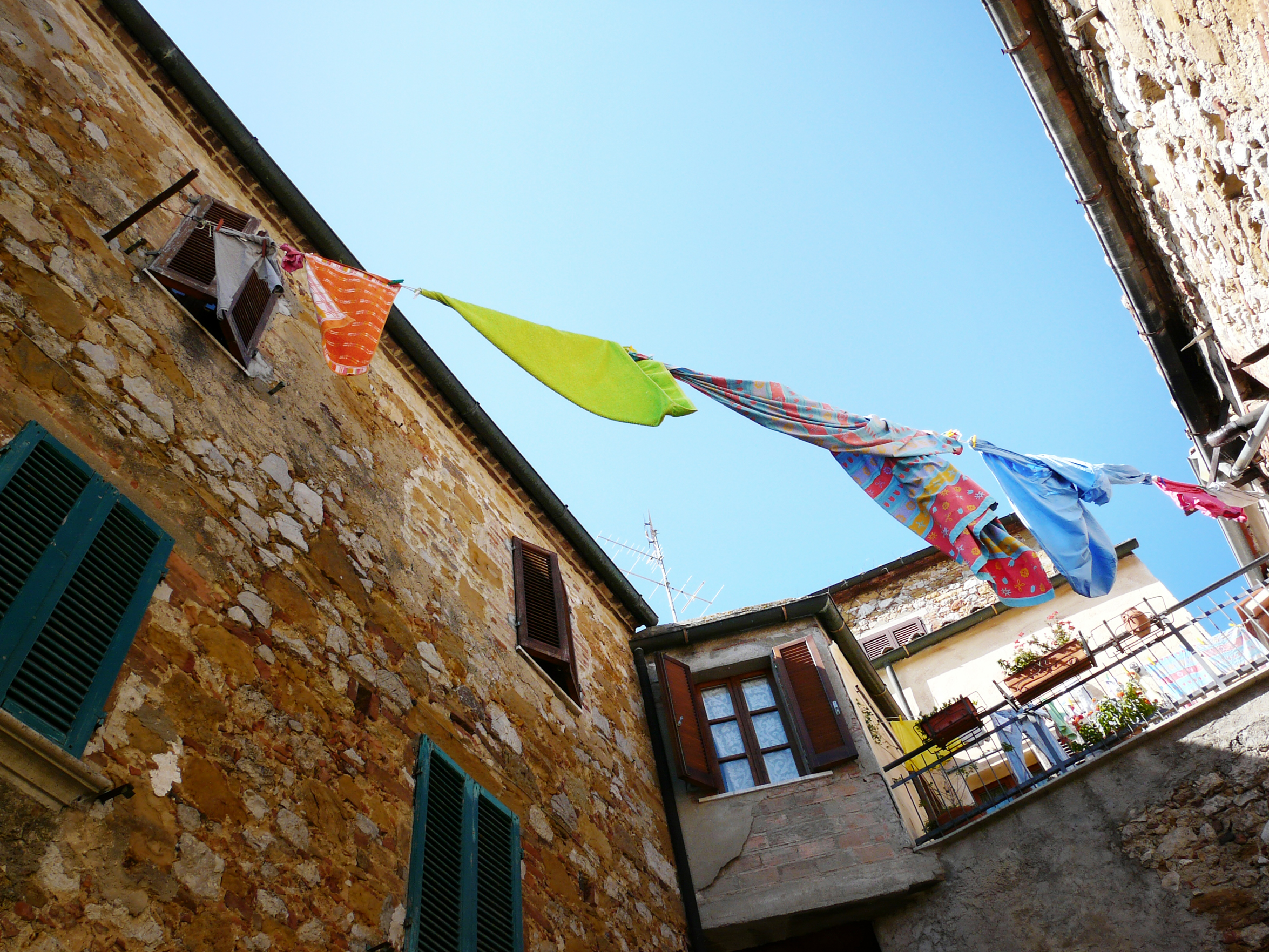Drying laundry