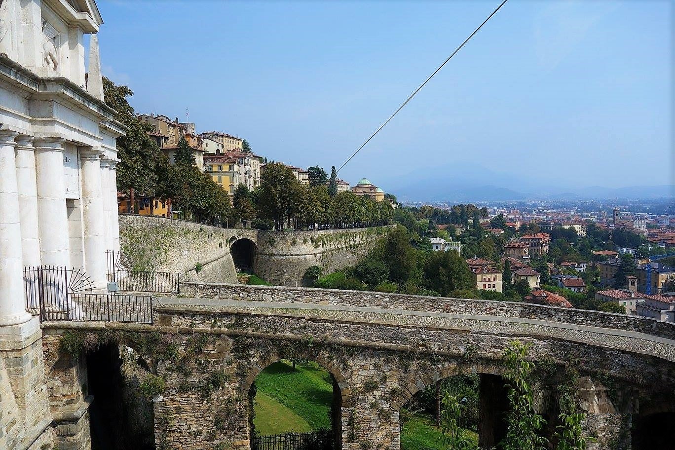 Bergamo muur 2.jpg