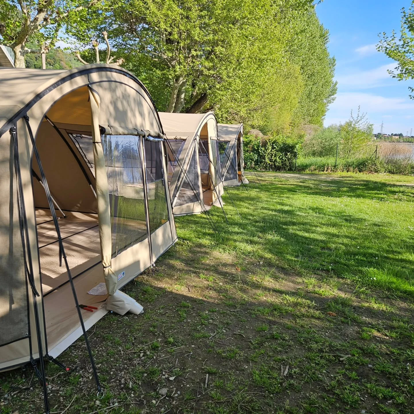 Wie wil helpen bij een weekje afbouwen, 21-28 september? We zitten een beetje hoog!🤭

Heer of dame, jong of ouder maakt niet uit, als je maar houdt van een weekje flink 'boot campen' in gezelschap en naast het werk blij wordt van een spelletje, dran
