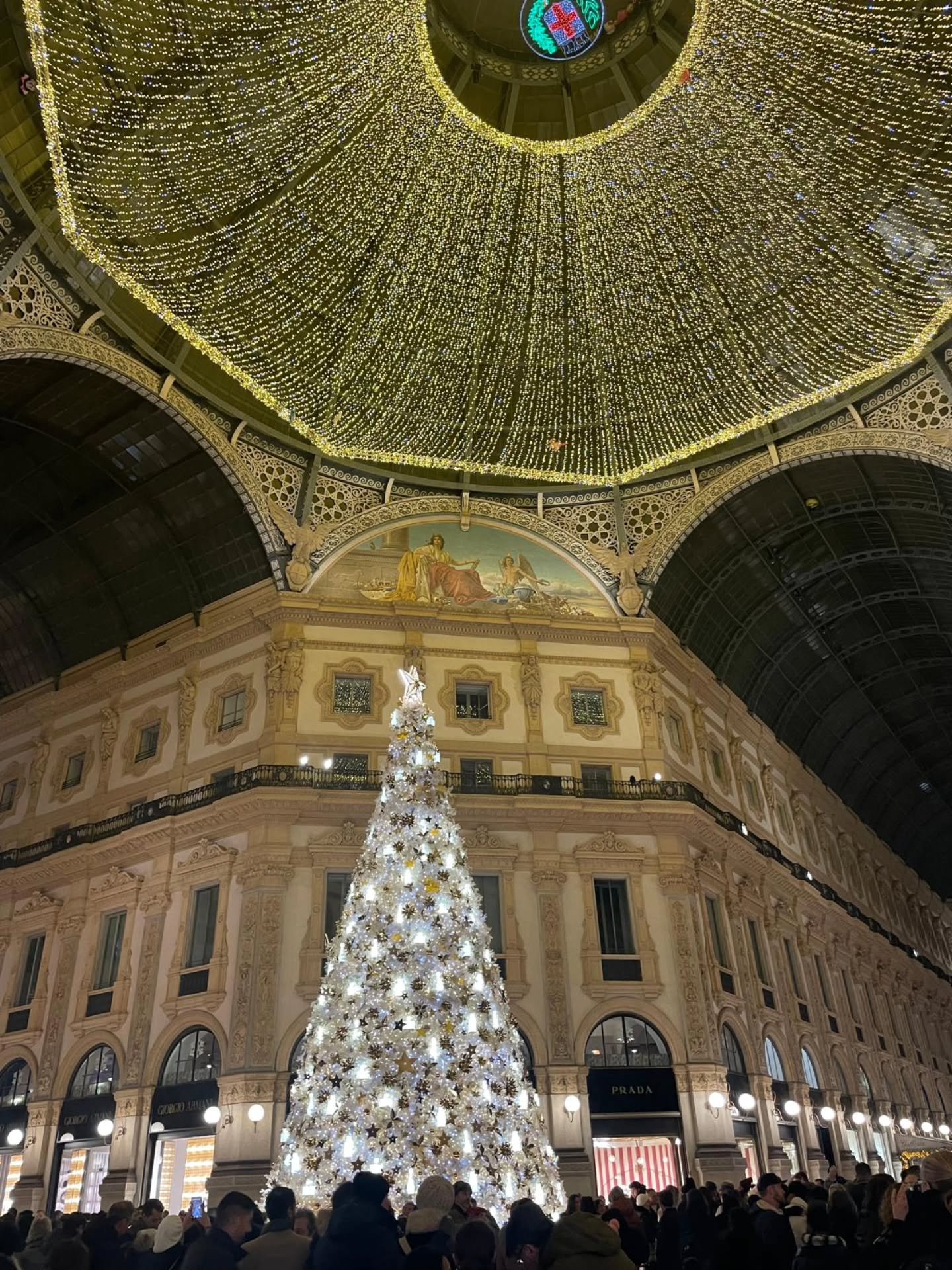 Steun de Nederlandstalige gidsen in Milaan!
Zou je deze petitie willen tekenen, zodat we mooie Nederlandstalige fiets- en wandeltours kunnen (blijven) doen in Milaan? 

Inge Milaan Met Local heeft mij, en vele Viasara gasten, jarenlang enthousiast ge