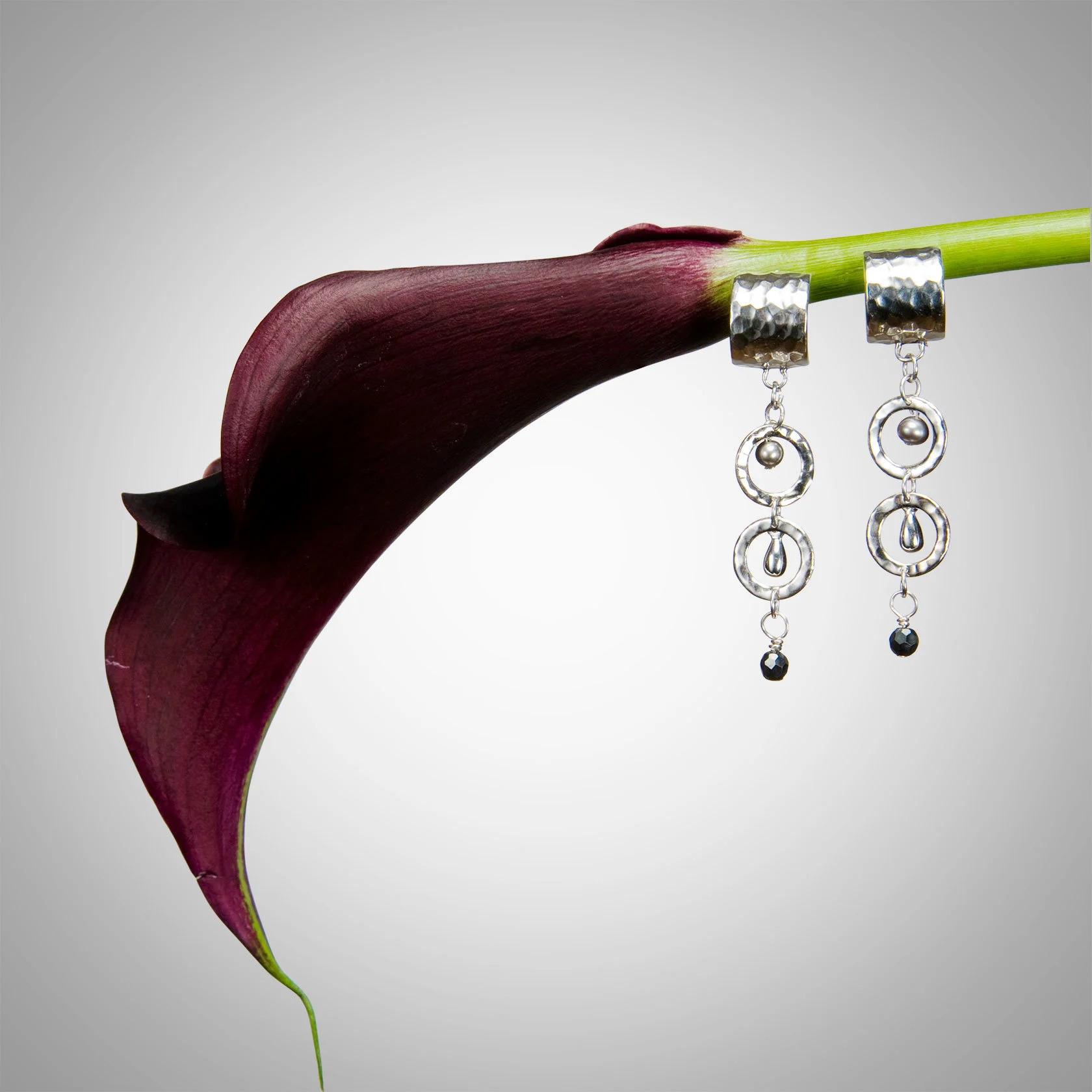 noir-earrings.jpg