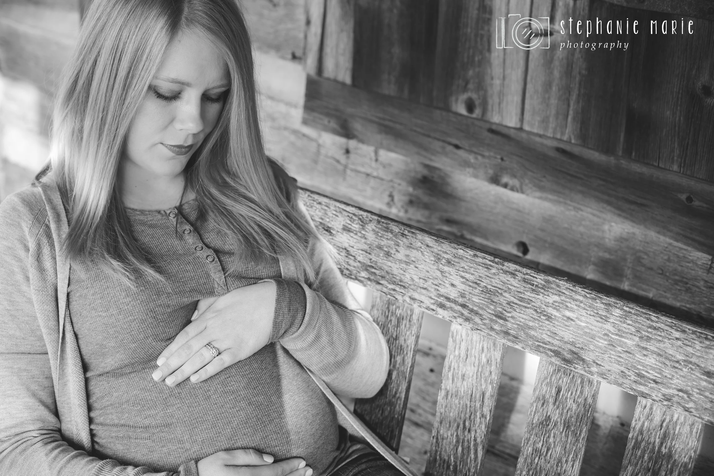 Carly's Maternity Session-5.jpg