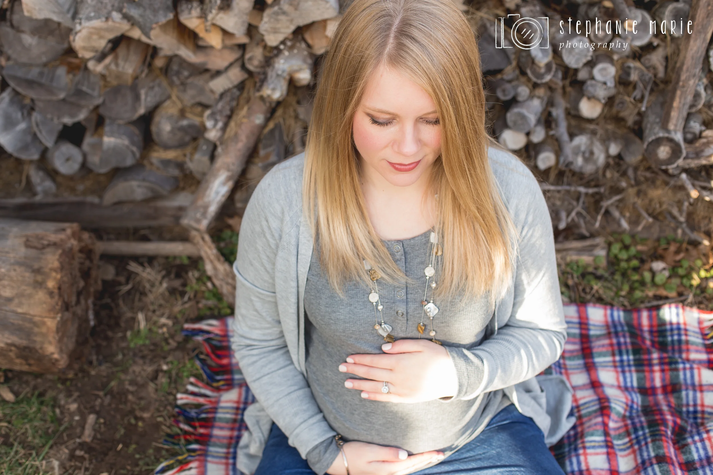 Carly's Maternity Session-10.jpg