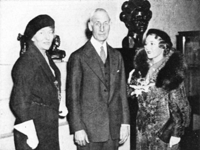 Malvina Hoffman, Henry Field, Mary Pickford at exhibit of bronzes, 1933. (Wikimedia Commons)