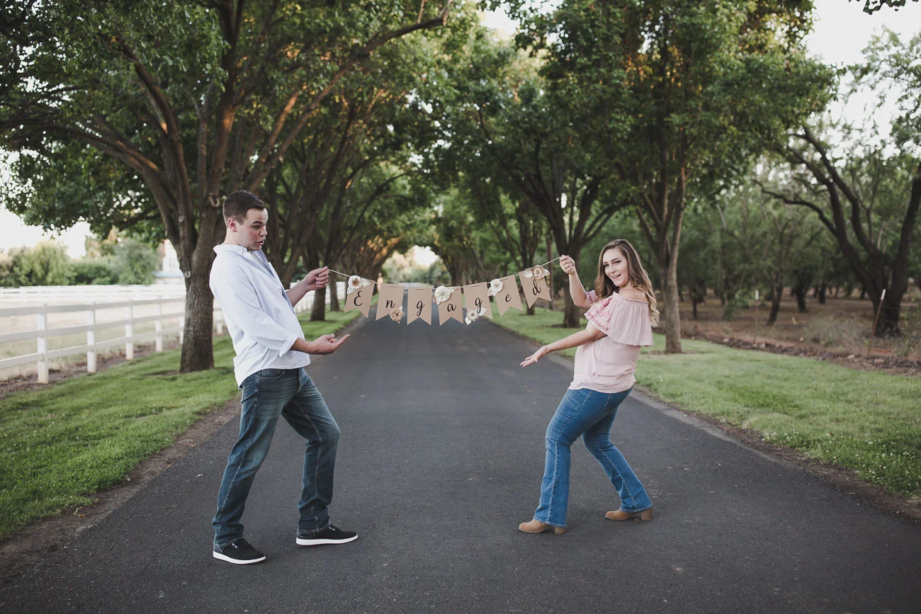 AVH_Photography_engagement_session_sky_lake_durham_california__VH_7712.jpg