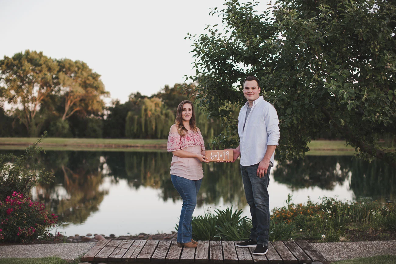 AVH_Photography_engagement_session_sky_lake_durham_california_IMG_7257.jpg