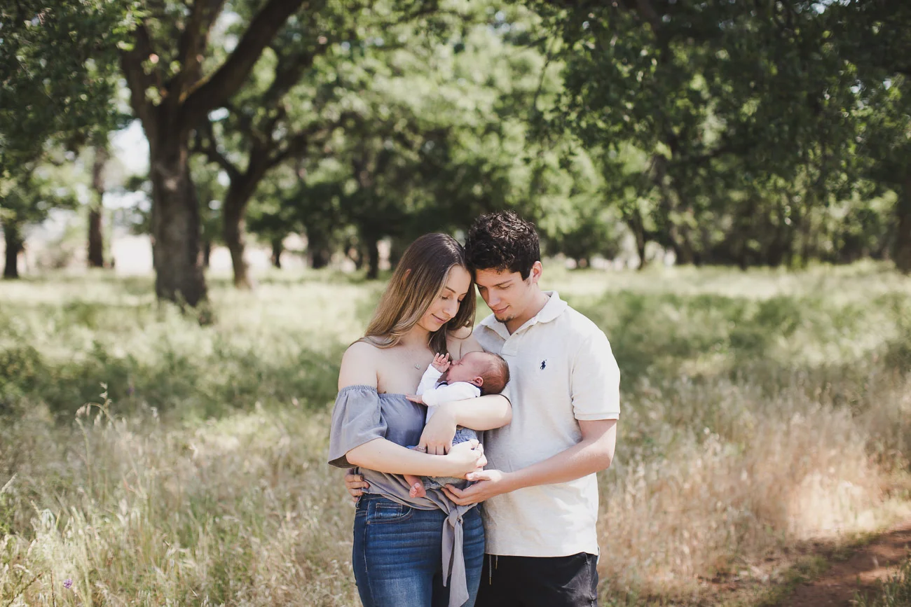 AVH_Photography_family_portraits_lifestyle_newborn_session_chico_california__VH_6536-Edit.jpg