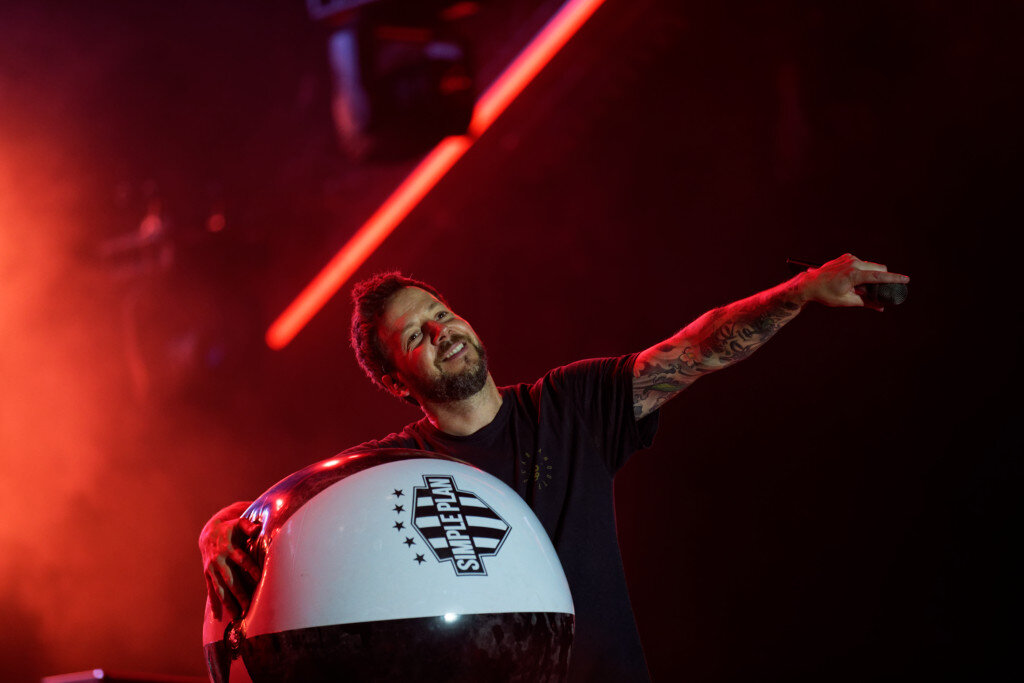 5D4_1938_Simple Plan.jpg