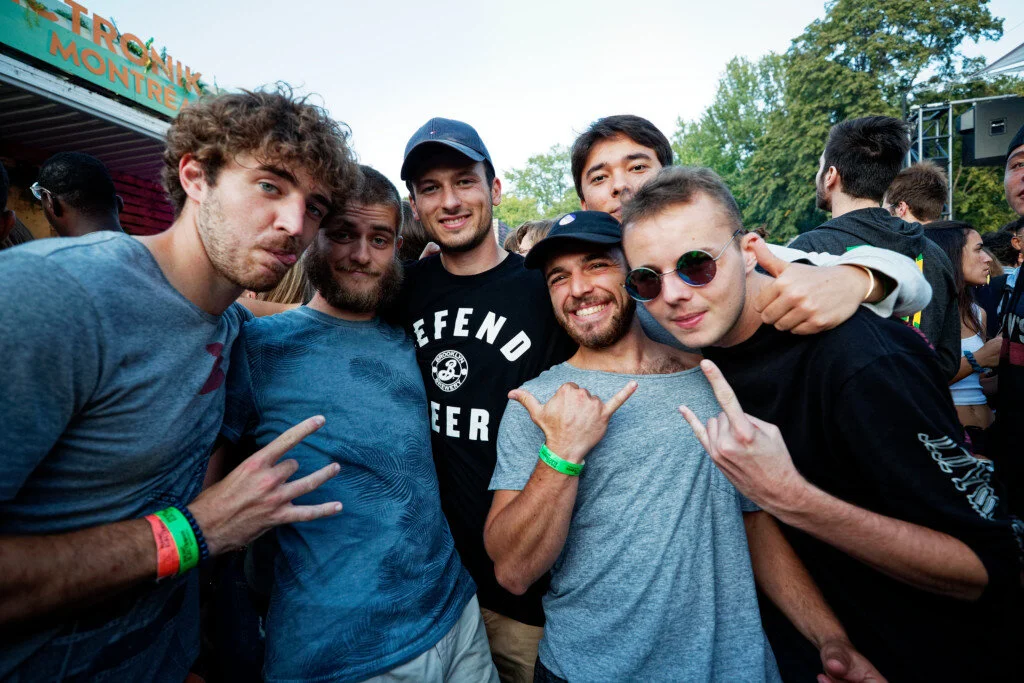 5D3_2488_Crowd.jpg