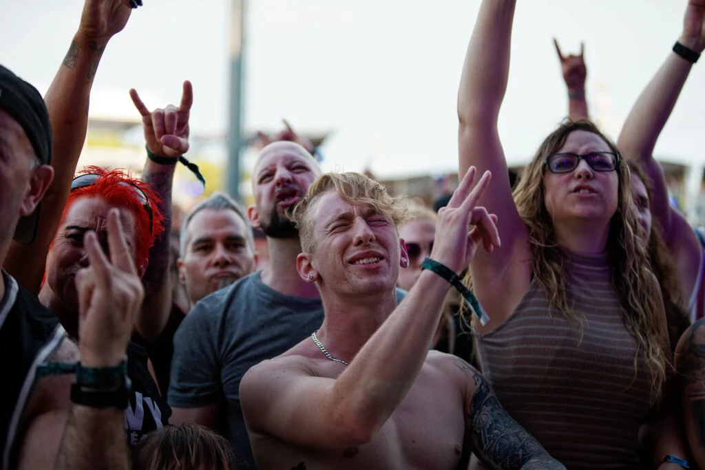5D4_1938_Crowd Shots.jpg