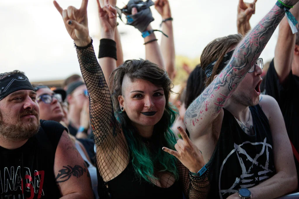 5D4_1956_Crowd Shots.jpg