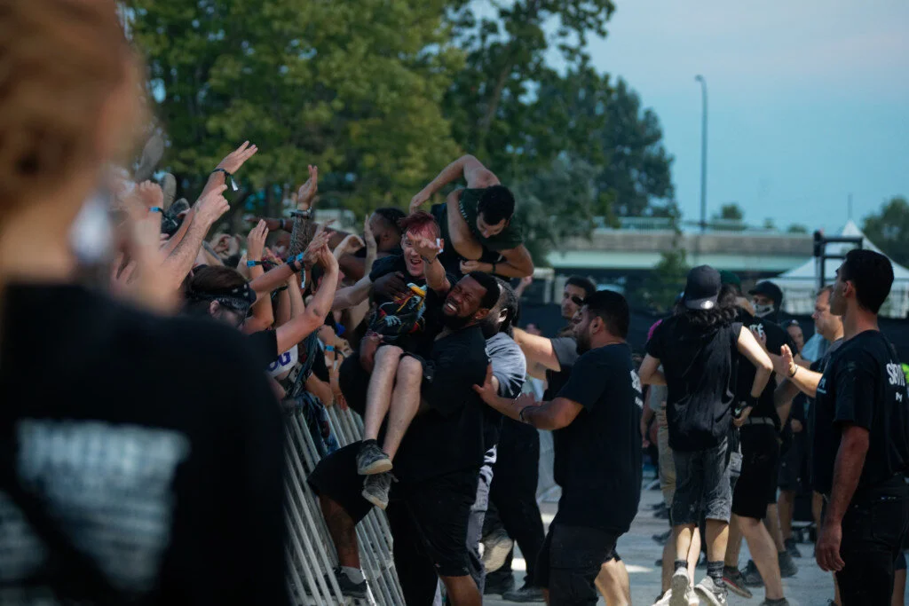 5D4_2101_Crowd Shots.jpg