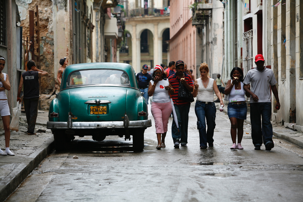 Untitled #2 (street scene), Cuba