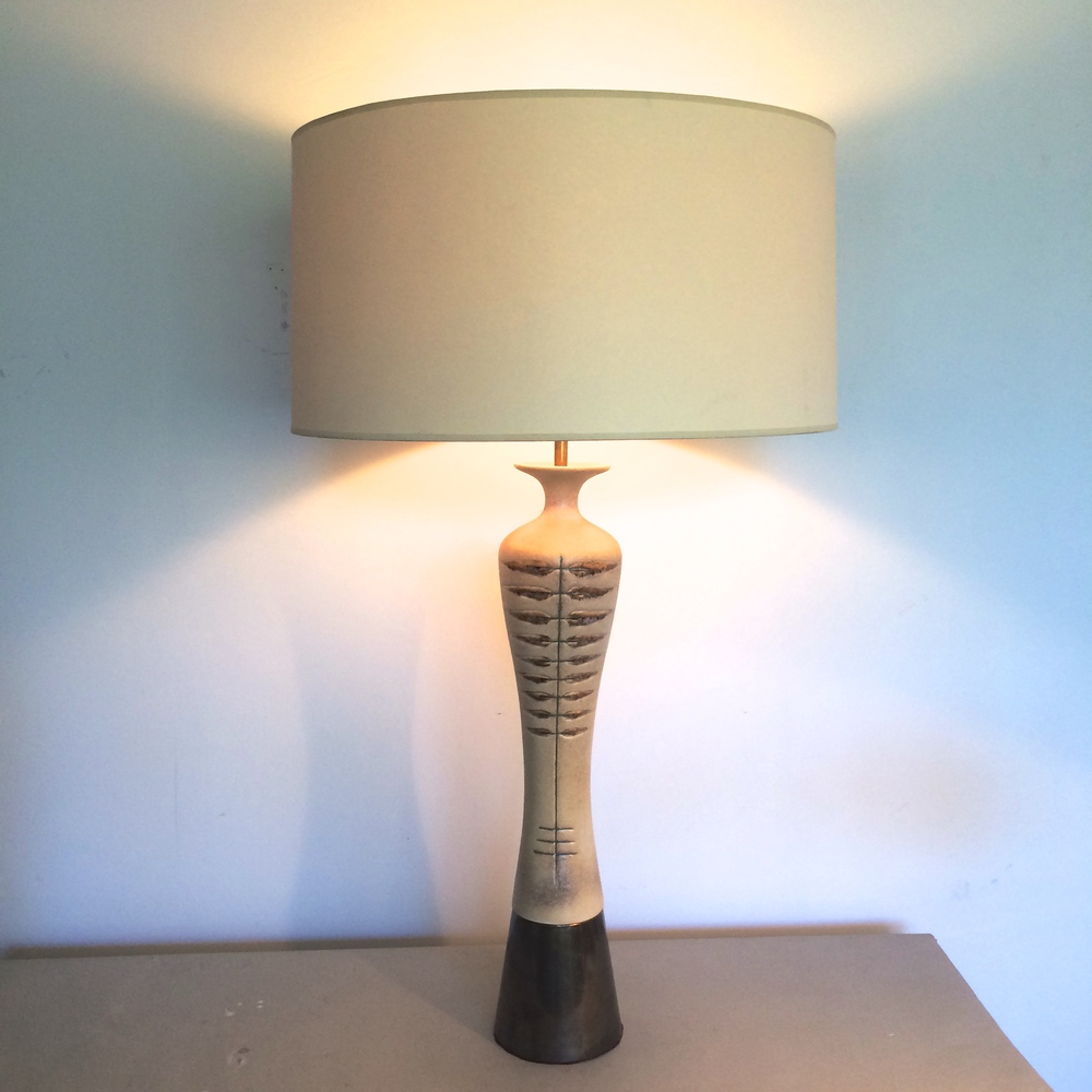 waterval voorbeeld Zenuwinzinking Tall Thin Italian Pottery Lamp — TIME AND MATERIALS/TOM LUCIANO