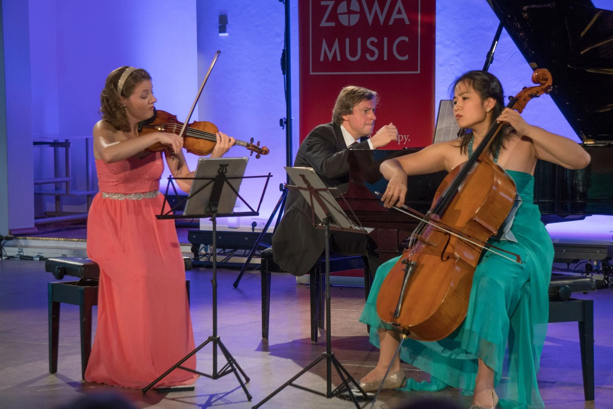 krzyzowa music piano trio