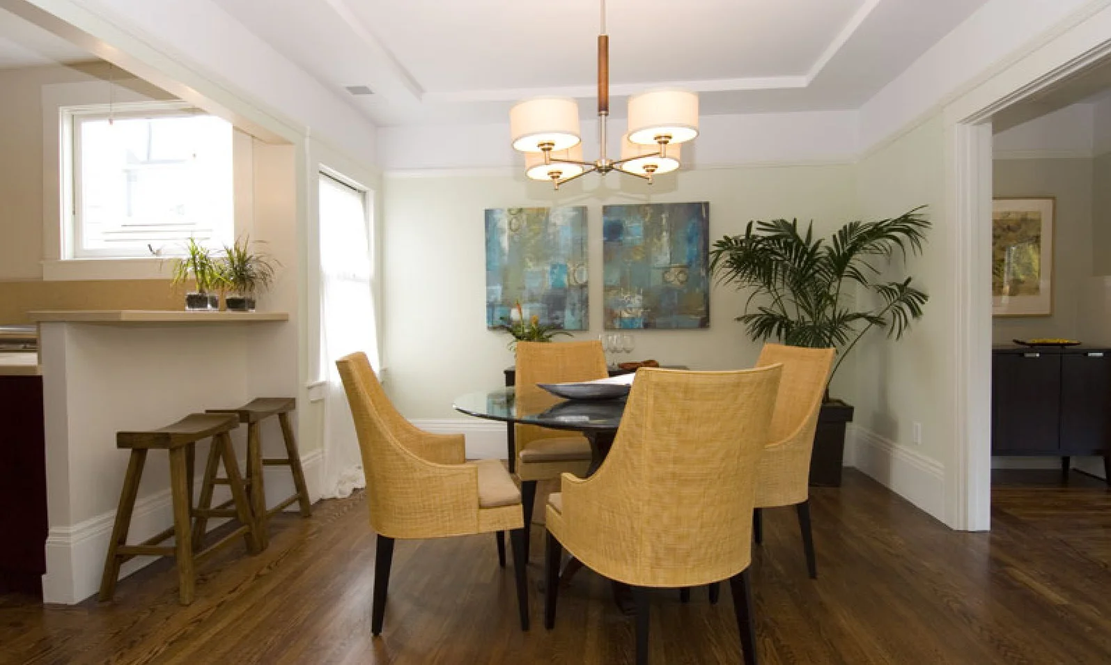 diningroom.jpg