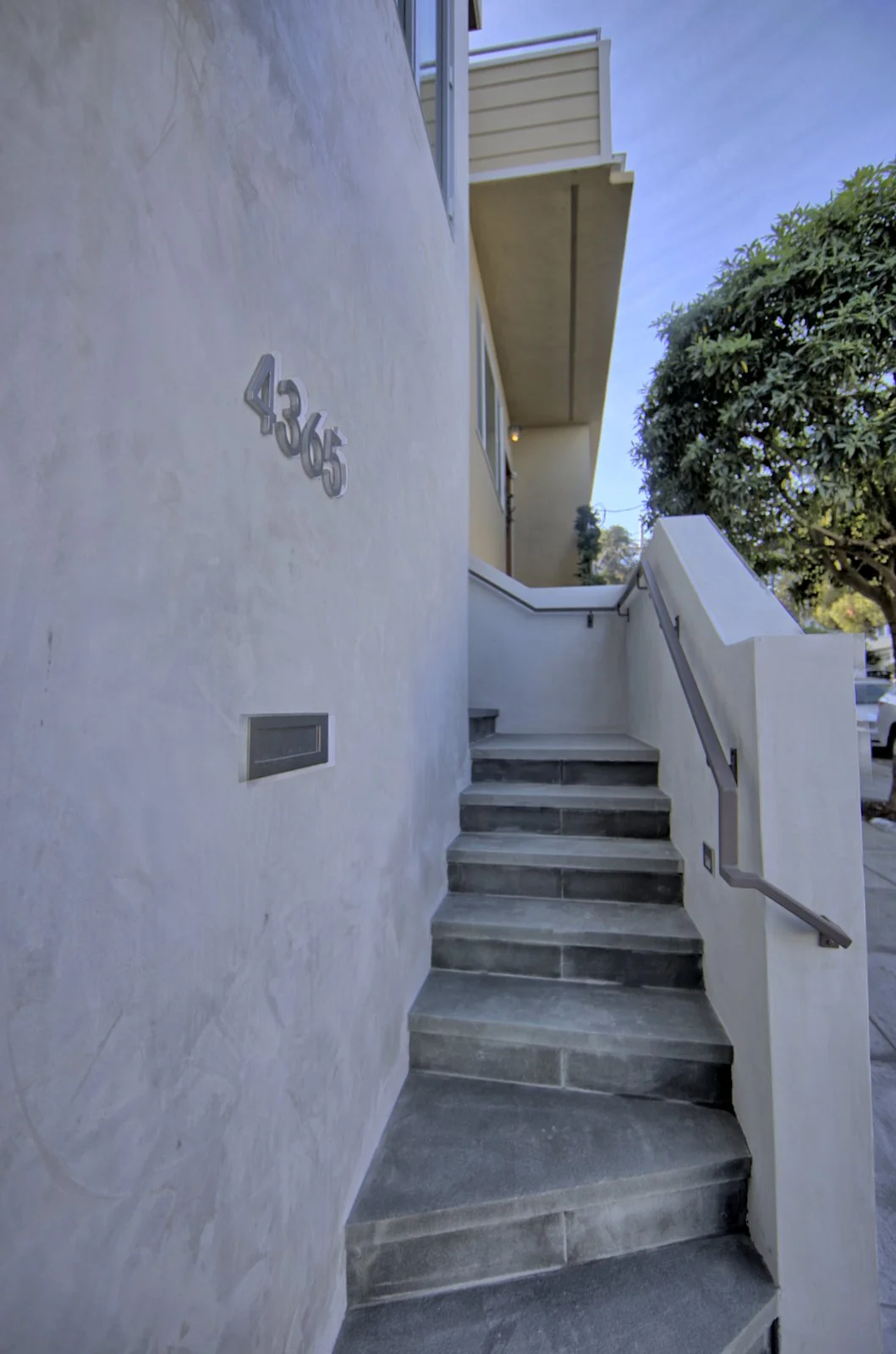 05-IMG_3696_3697_3698_easyHDR_batch.jpg