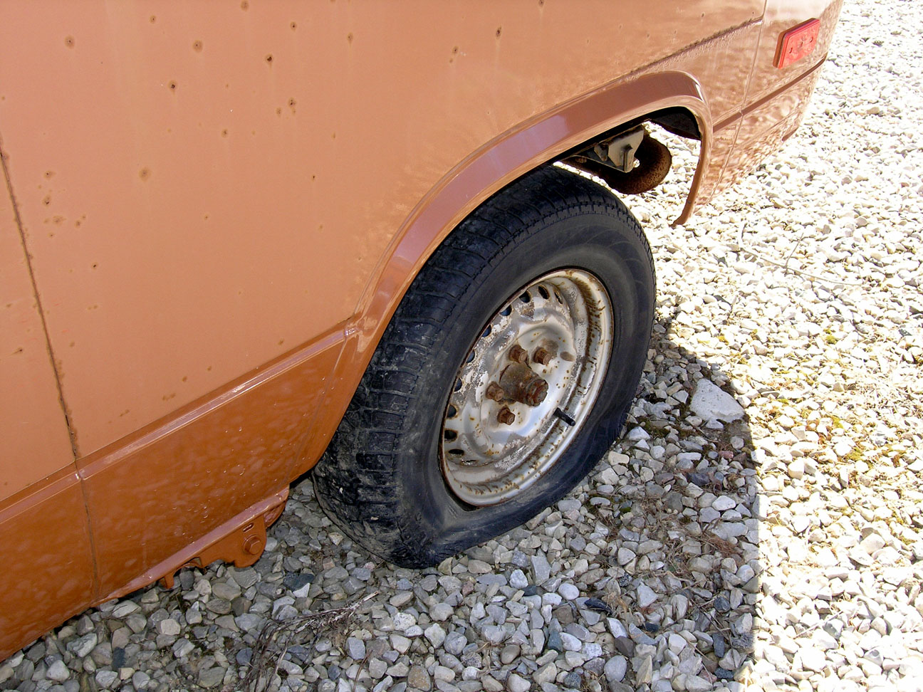 Westfalia Vanagon Flat tire
