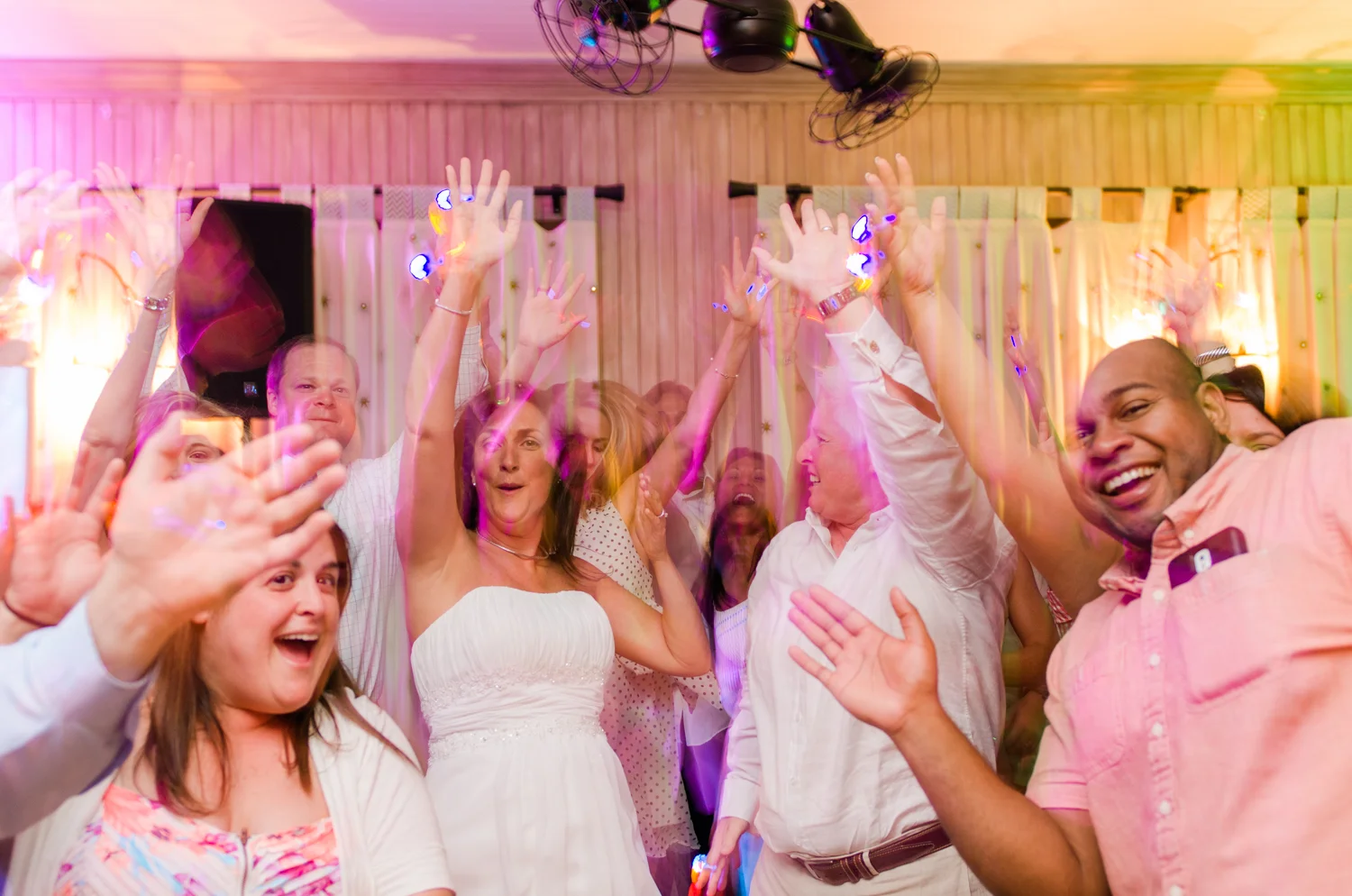chris-nachtwey-southeastern-ct-connecticut-wedding-photographers.jpg