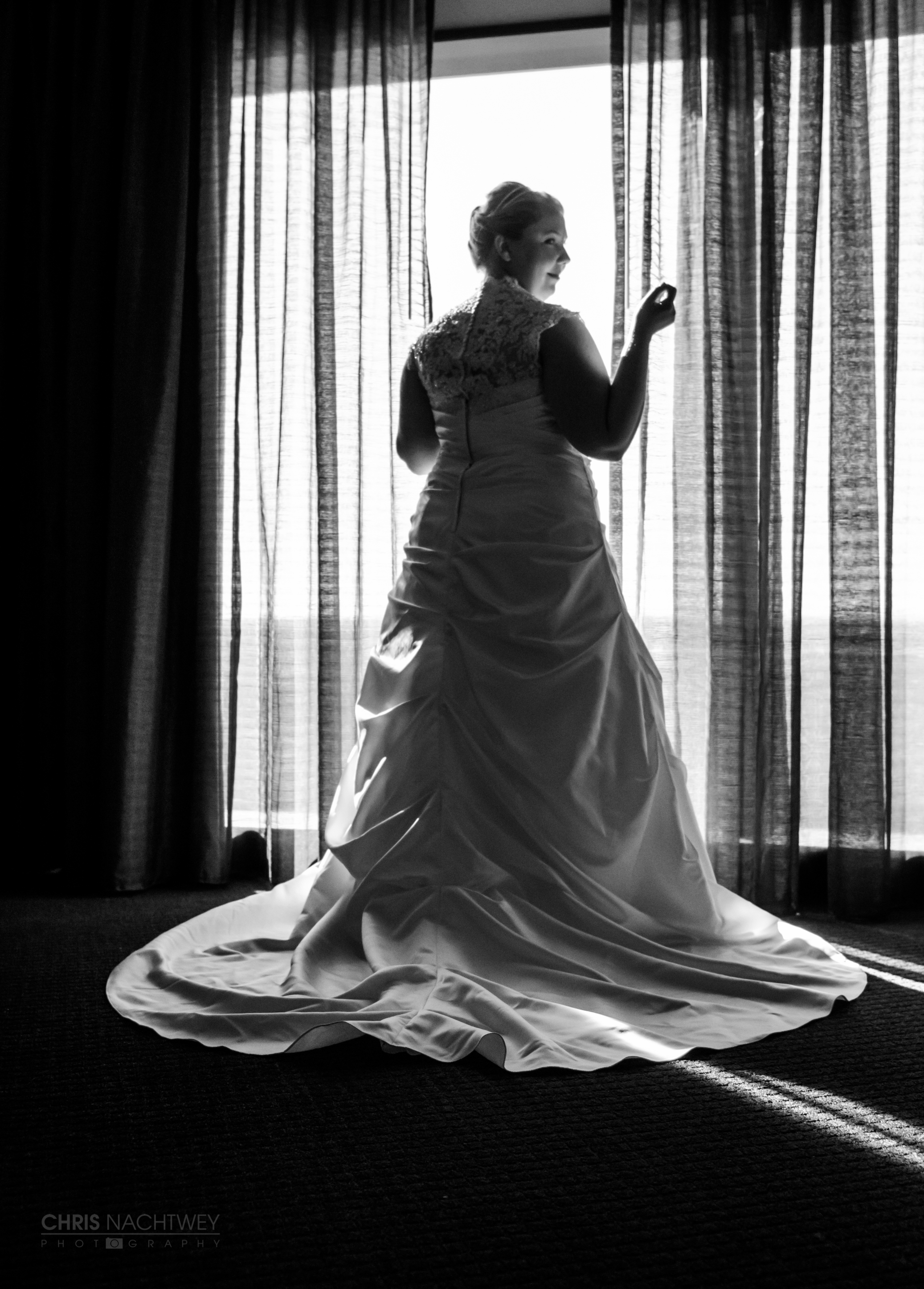 the-fox-tower-foxwoods-wedding-photos-chris-nachtwey.jpg