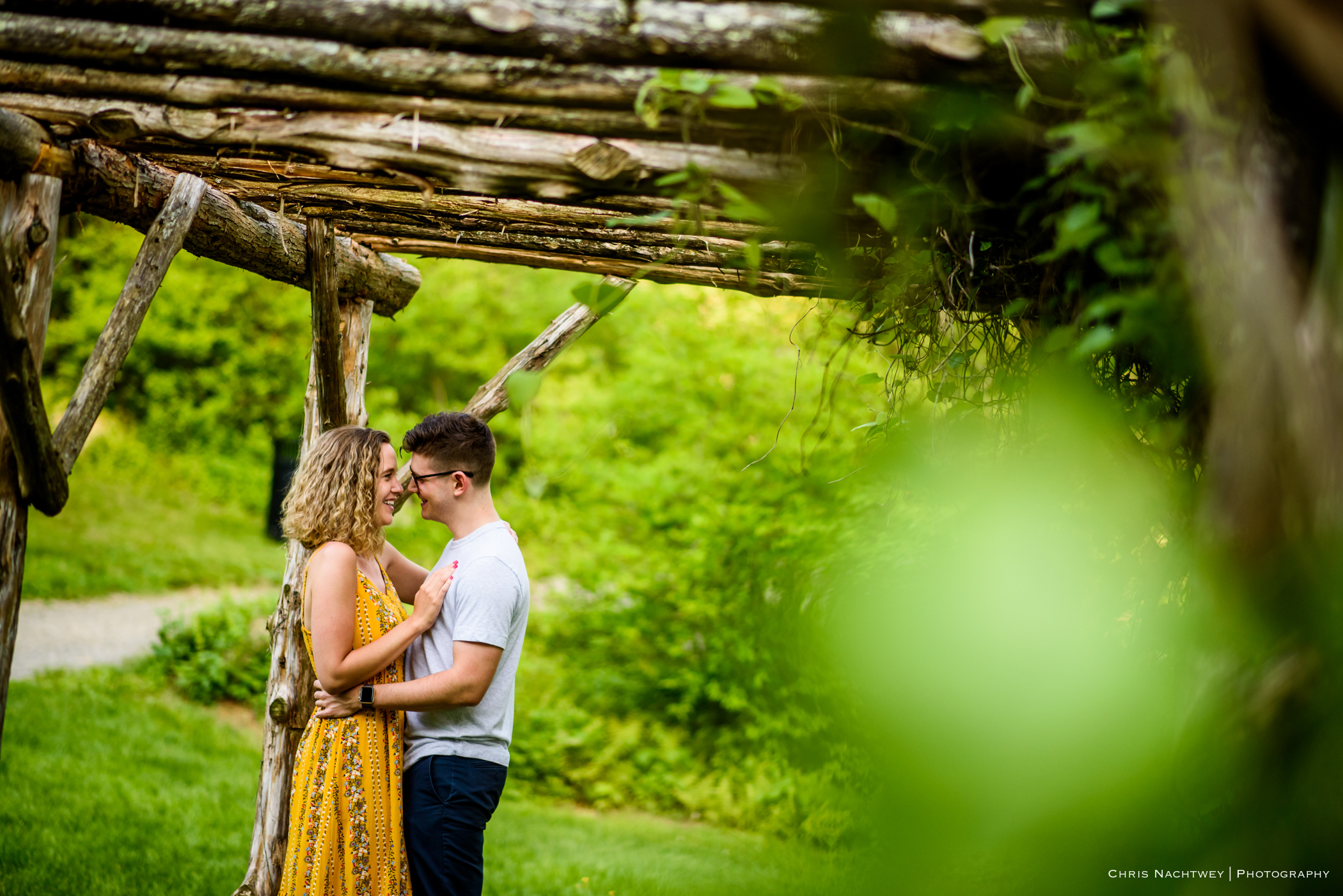 engagement-photos-conn-college-new-london-chris-nachtwey-photography-2018-1.jpg