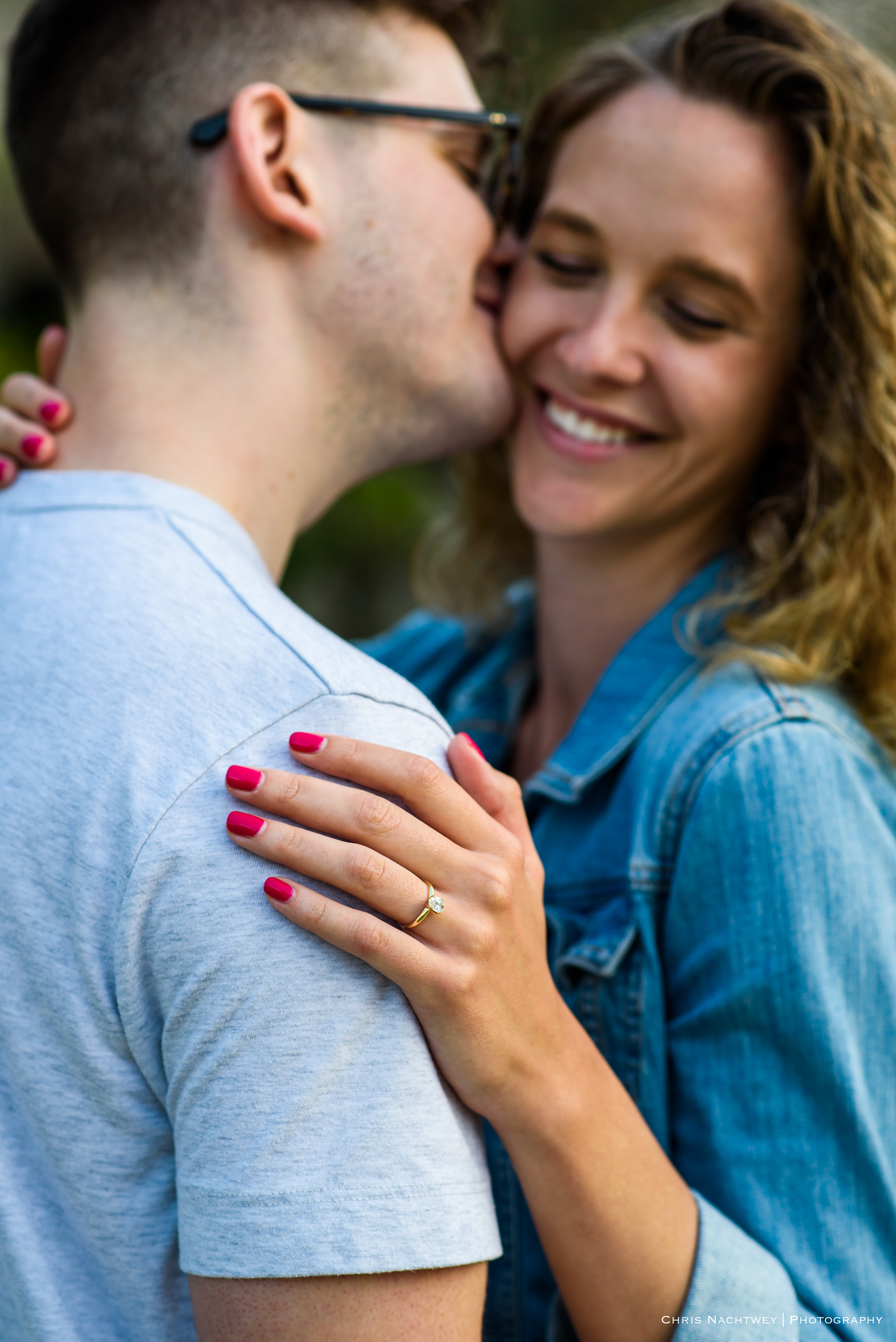 engagement-photos-conn-college-new-london-chris-nachtwey-photography-2018-11.jpg