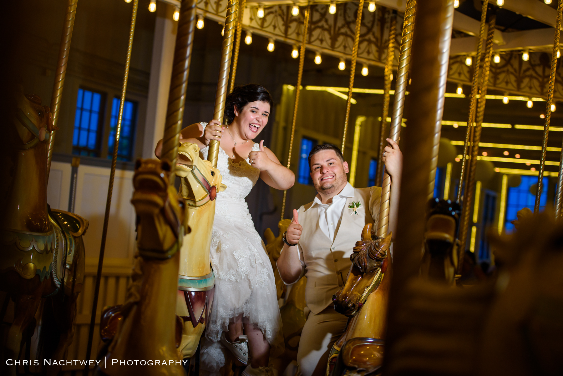 photos-wedding-lighthouse-point-park-carousel-new-haven-chris-nachtwey-photography-2019-57.jpg