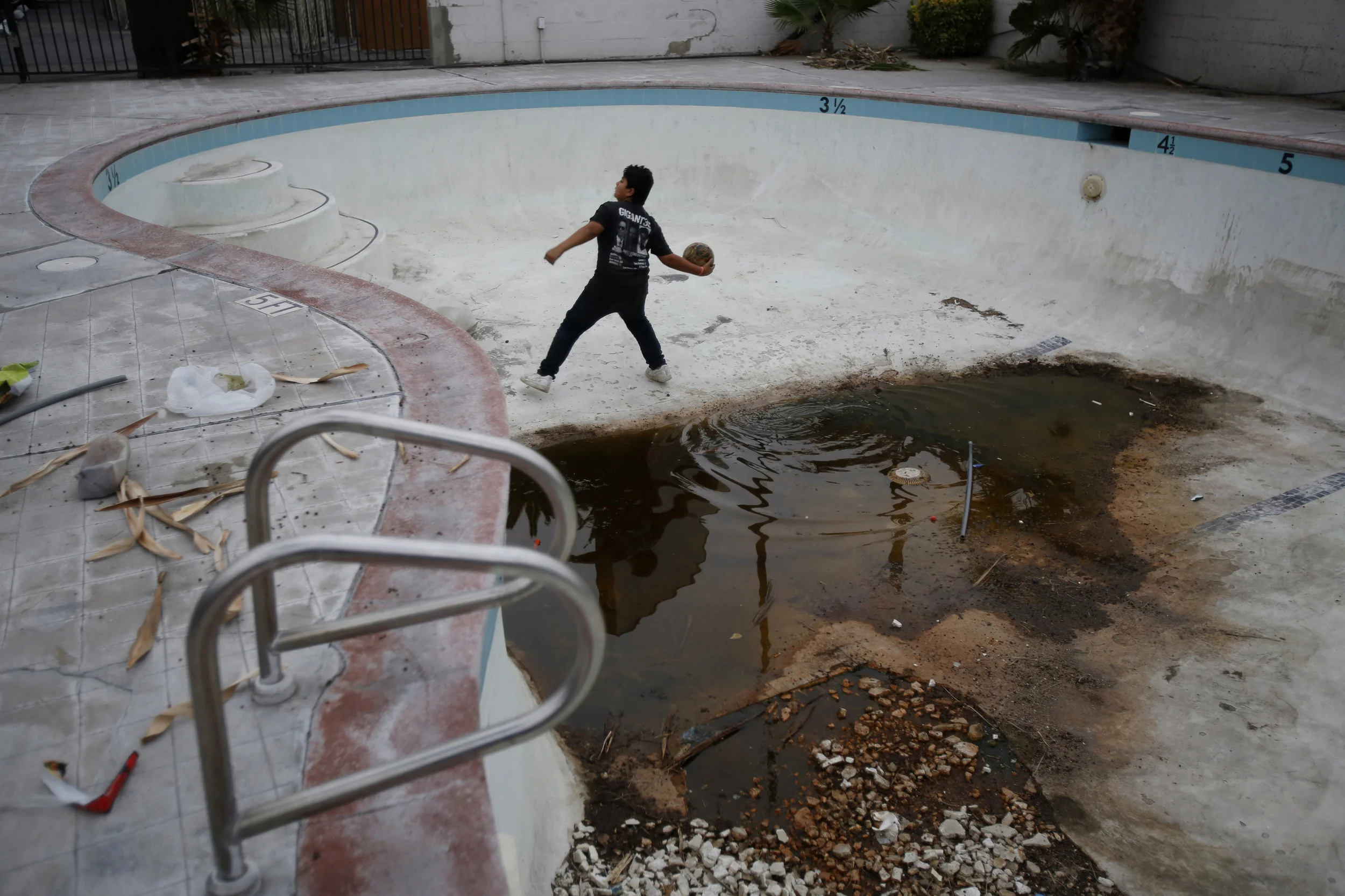 1st - Francine Orr / Los Angeles Times