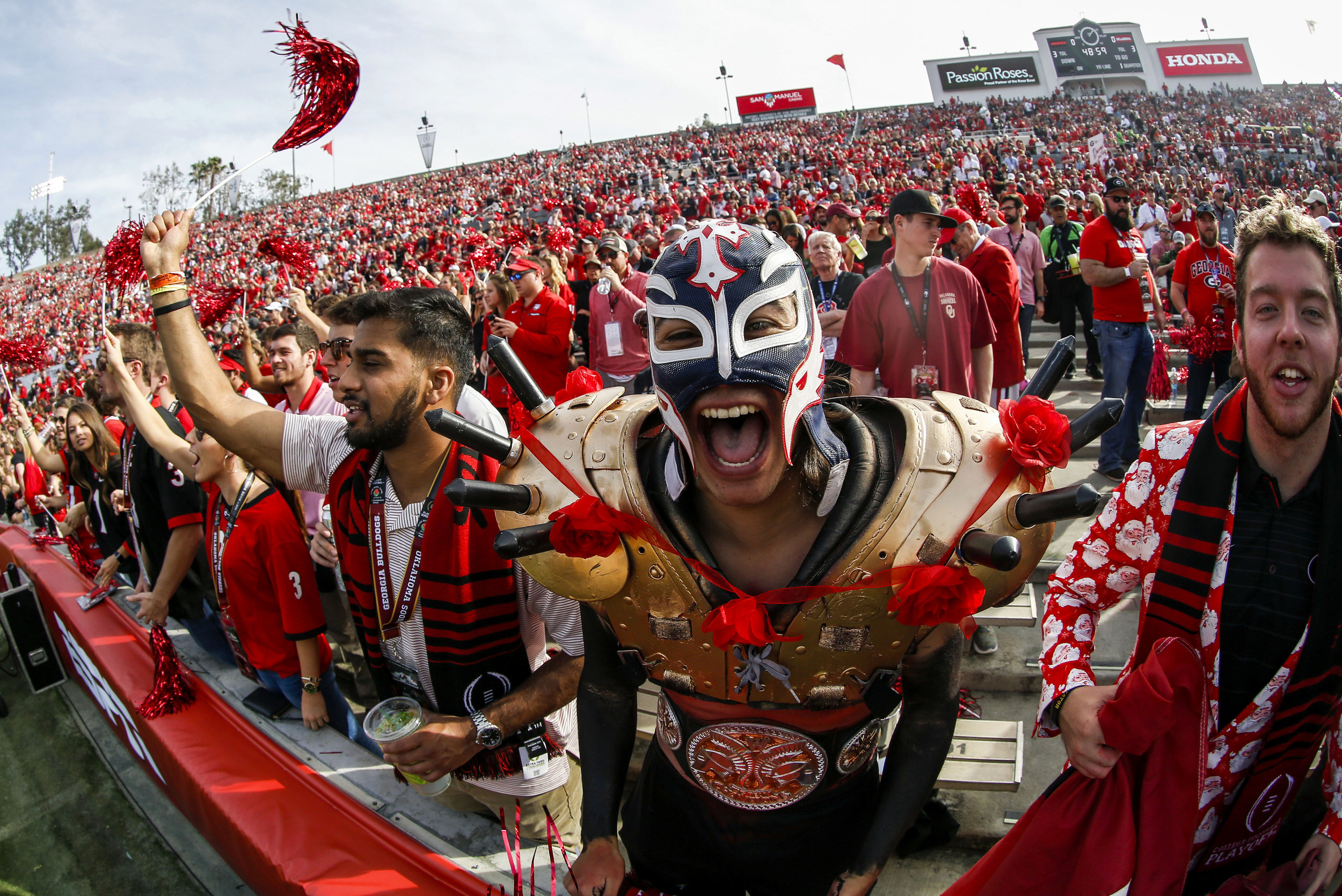  Fans of Georgia Bulldogs show their supports during the Rose Bowl NCAA college football game against Oklahoma Sooners Monday, Jan. 1, 2018, in Pasadena, California, the United States. Georgia Bulldogs won 54-48 in overtime.  