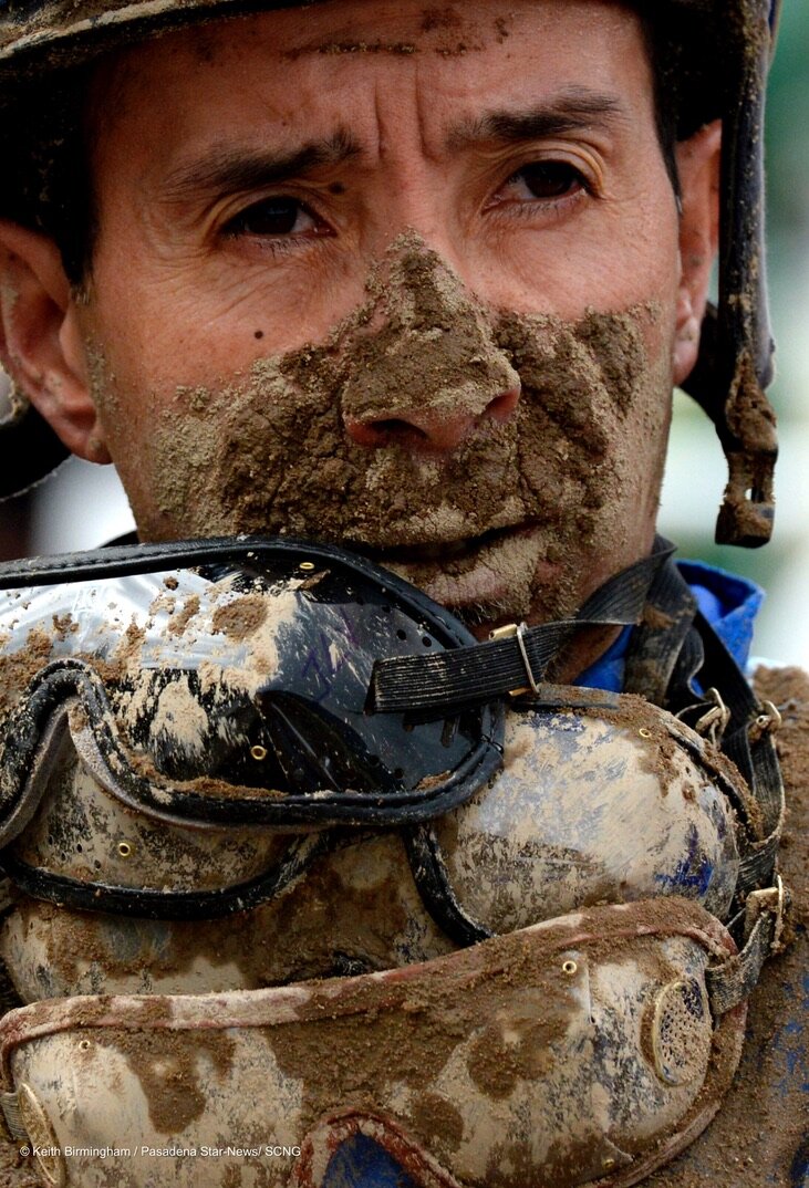  A muddy jockey Jose Verenzuella after finishing third in the Sham Stakes riding Supreme Giant during the 5th race at Santa Anita Park in Arcadia, Calif., on Saturday, Jan. 7, 2017. (Photo by Keith Birmingham, Pasadena Star-News/ SCNG) 