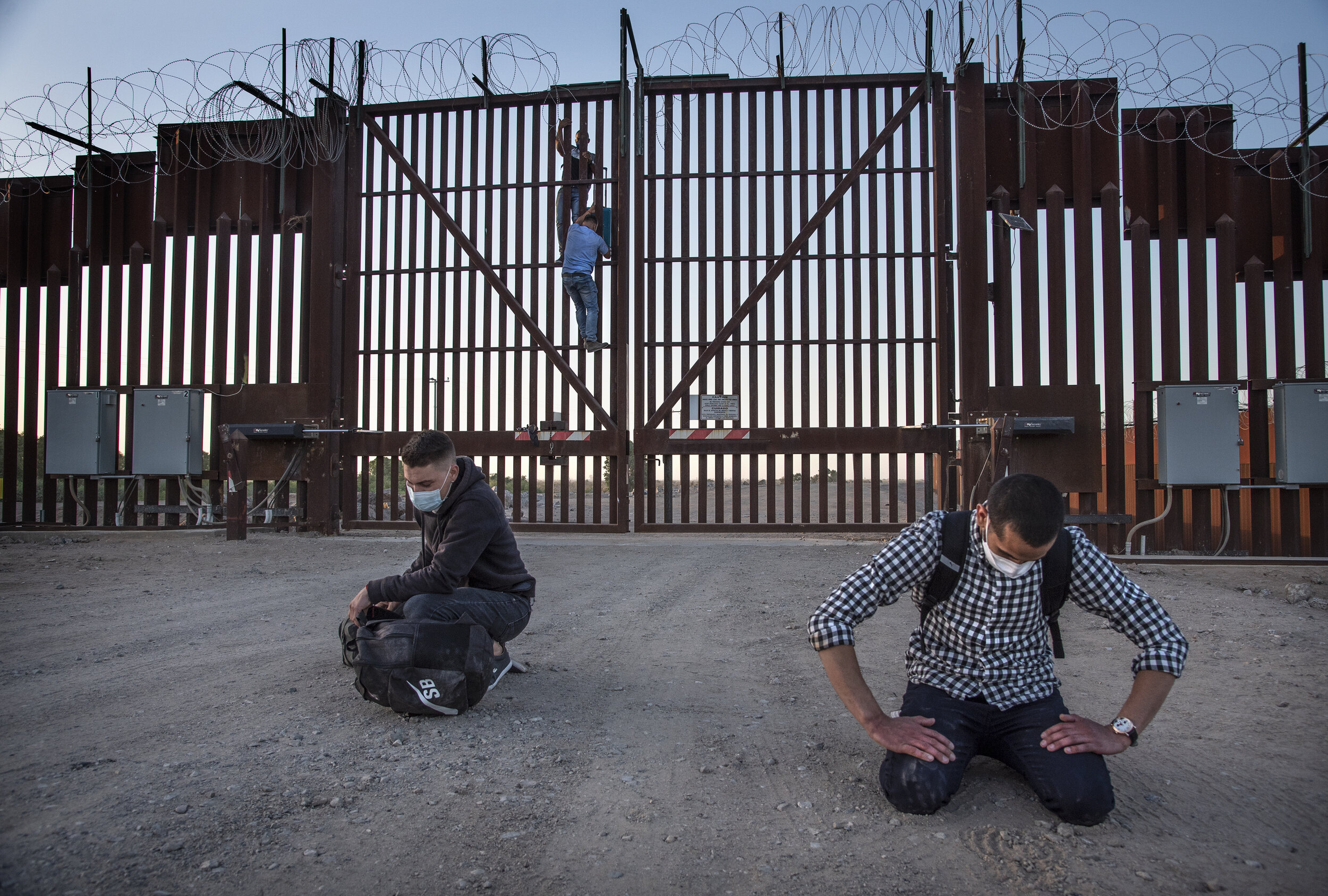 PHOTOESSAY_DPB_Controlled_Anarchy_01