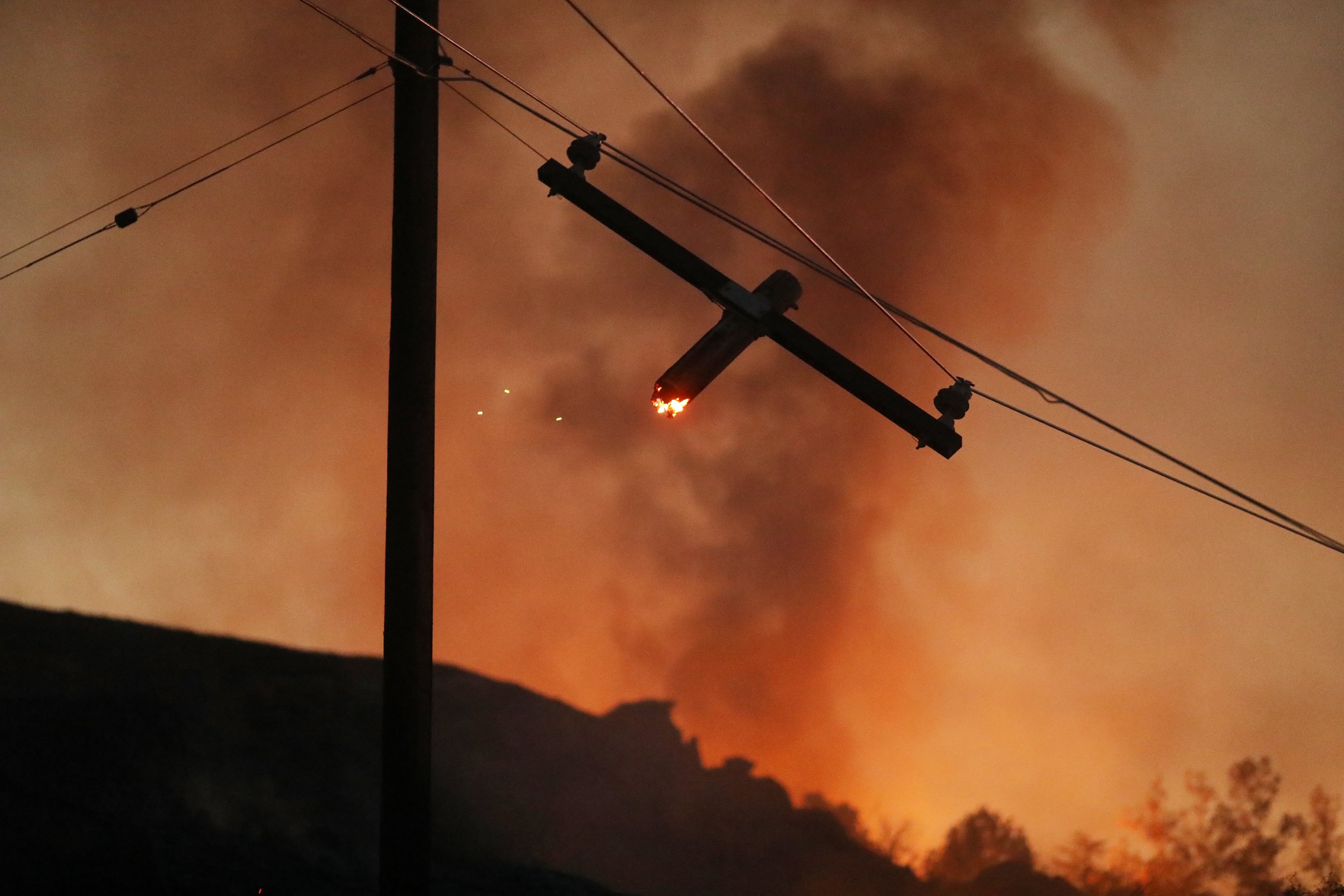  The Fairview Fire burns near Hemet, California, U.S., September 5, 2022.   