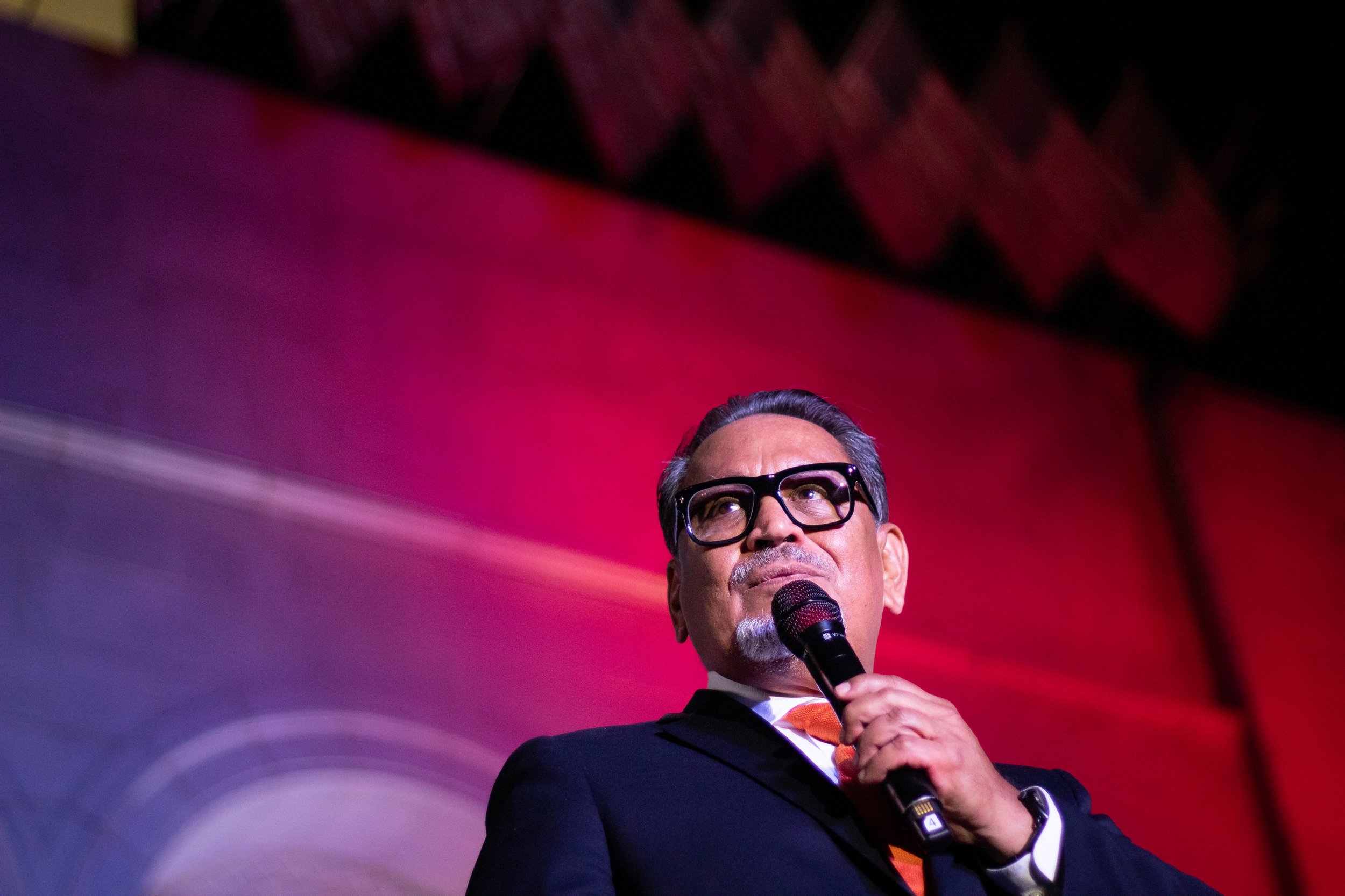  Los Angeles City Council member Gil Cedillo (district 1) speaking on stage at El Grito 2022 at the Los Angeles City Hall, in Los Angeles, Calif. on Sept. 15, 2022 (Caylo Seals | The Corsair) 