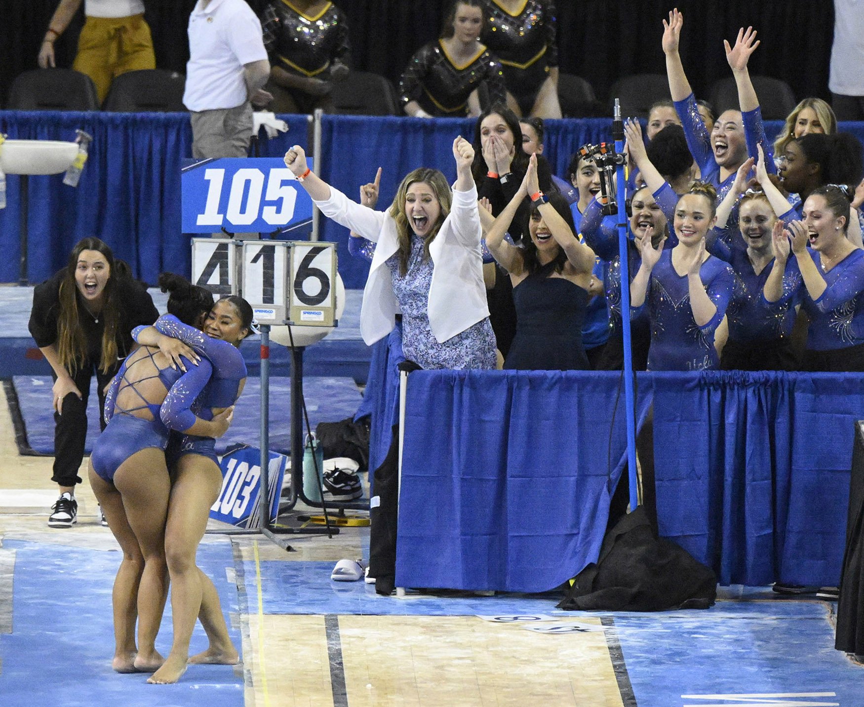 PICSTORY_6264844656_UCLA Gymnastics_03.JPG