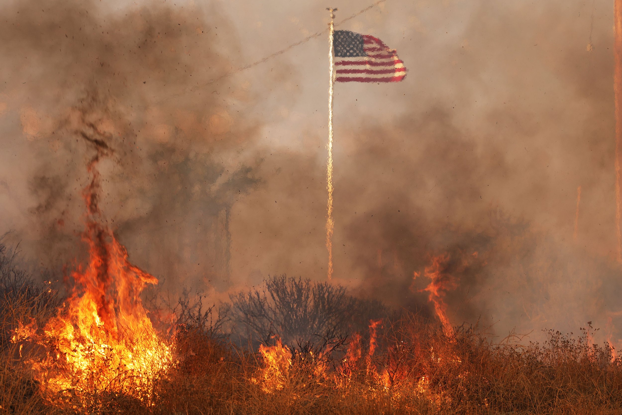 PHOTOESSAY_2672857189_RIVERSIDE_COUNTY_FIRES_01.JPG