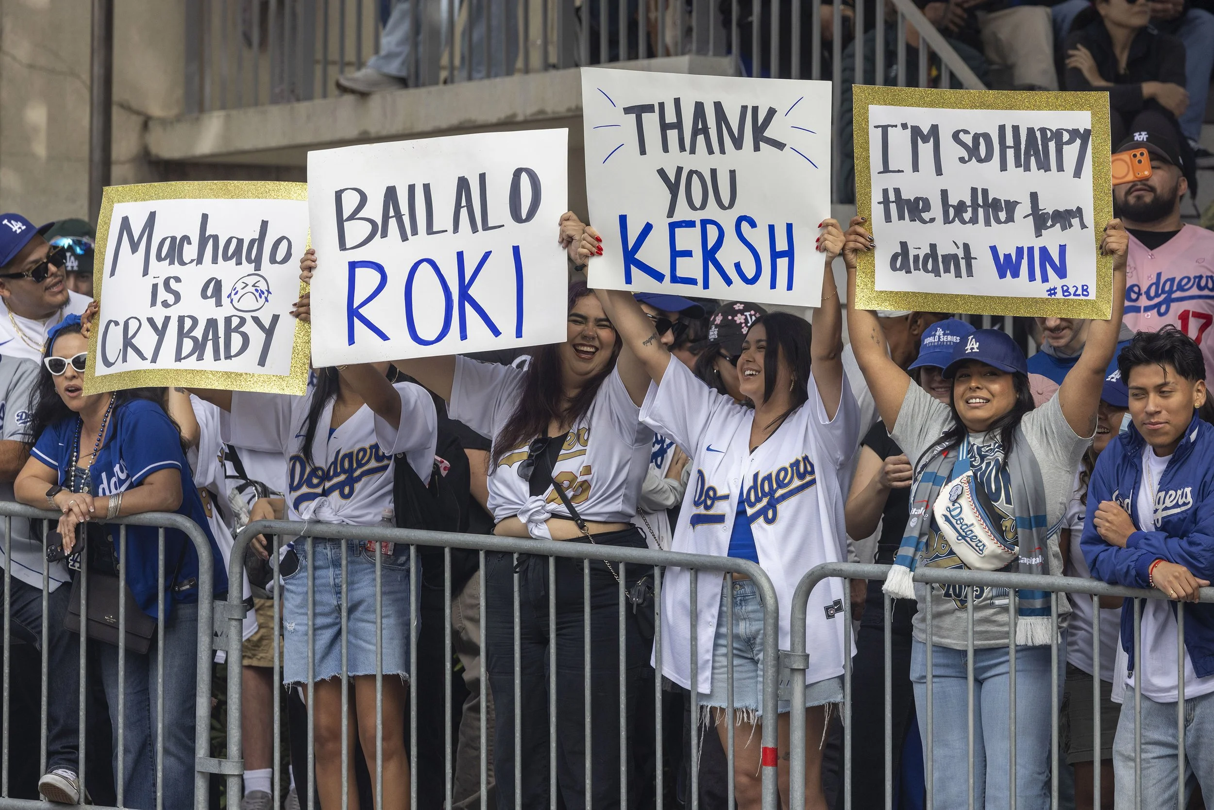 HM1_PICSTORY_Jill Connelly - Freelance_DodgerParade05.JPG
