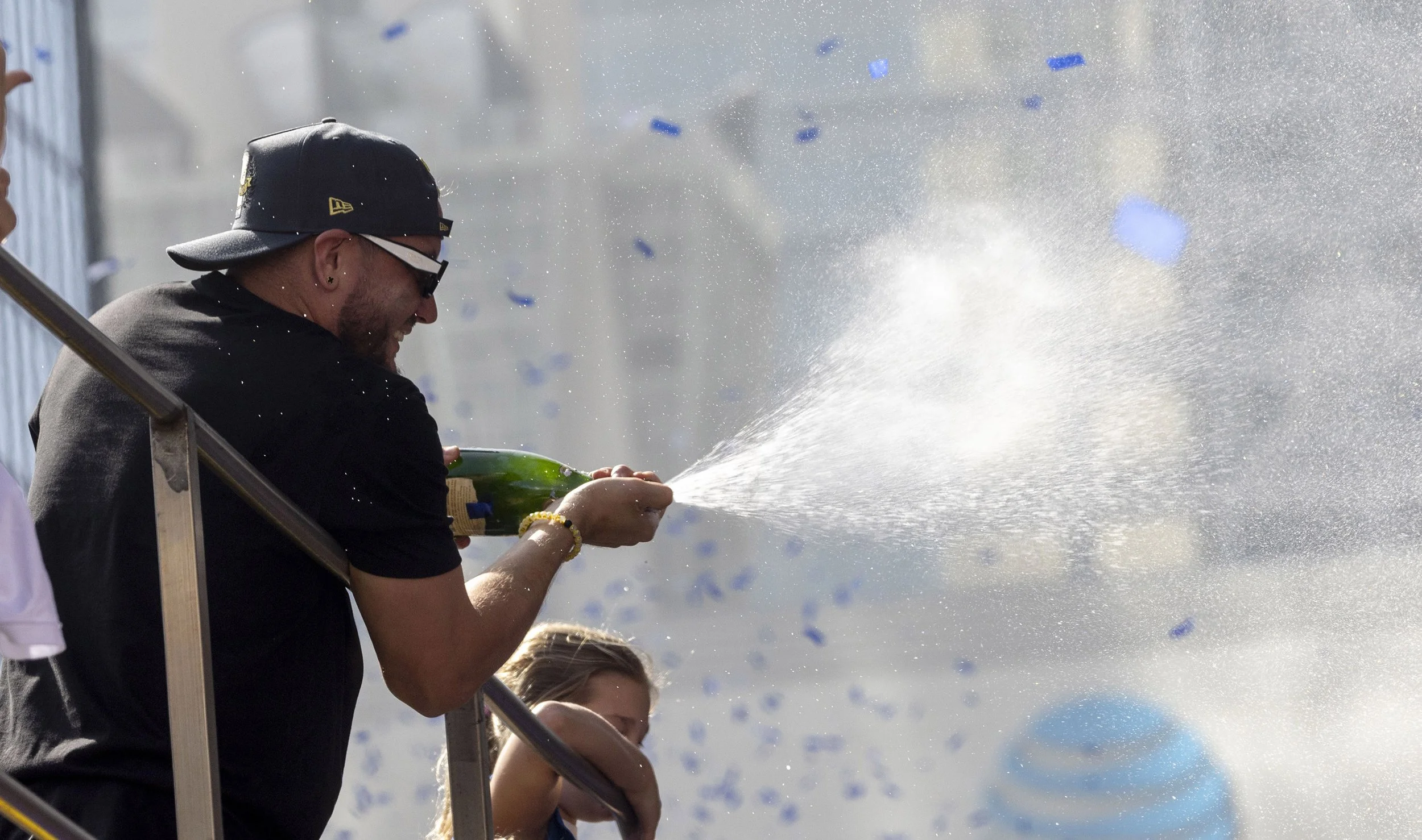 HM1_PICSTORY_Jill Connelly - Freelance_DodgerParade10.JPG