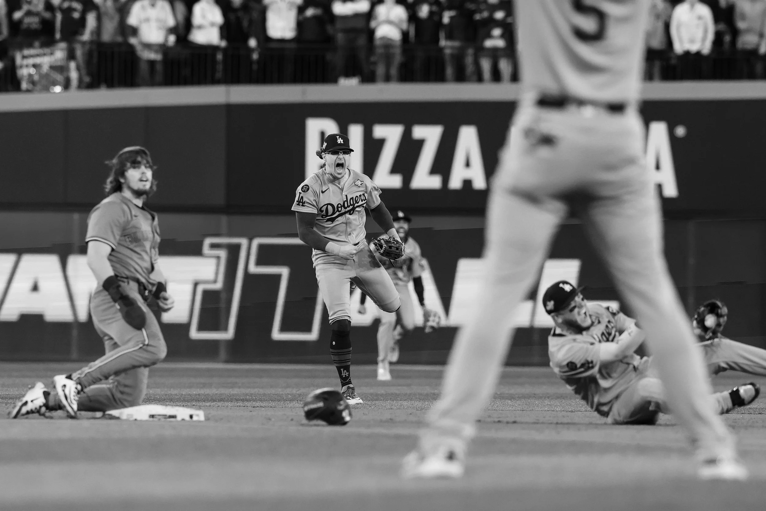 1st_PHOTOESSAY_Robert Gauthier - Los Angeles Times_Winning!_06.JPG