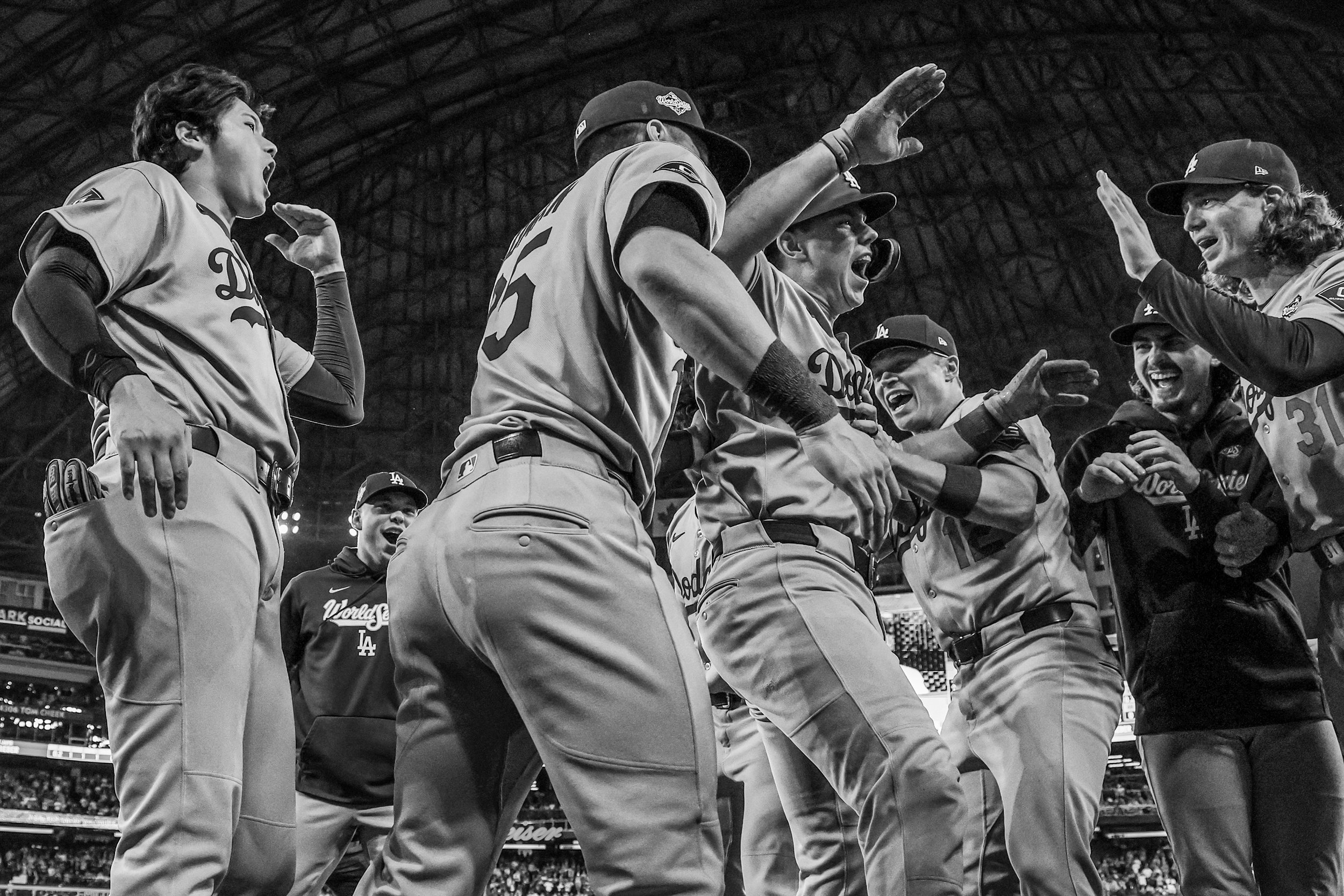1st_PHOTOESSAY_Robert Gauthier - Los Angeles Times_Winning!_09.JPG