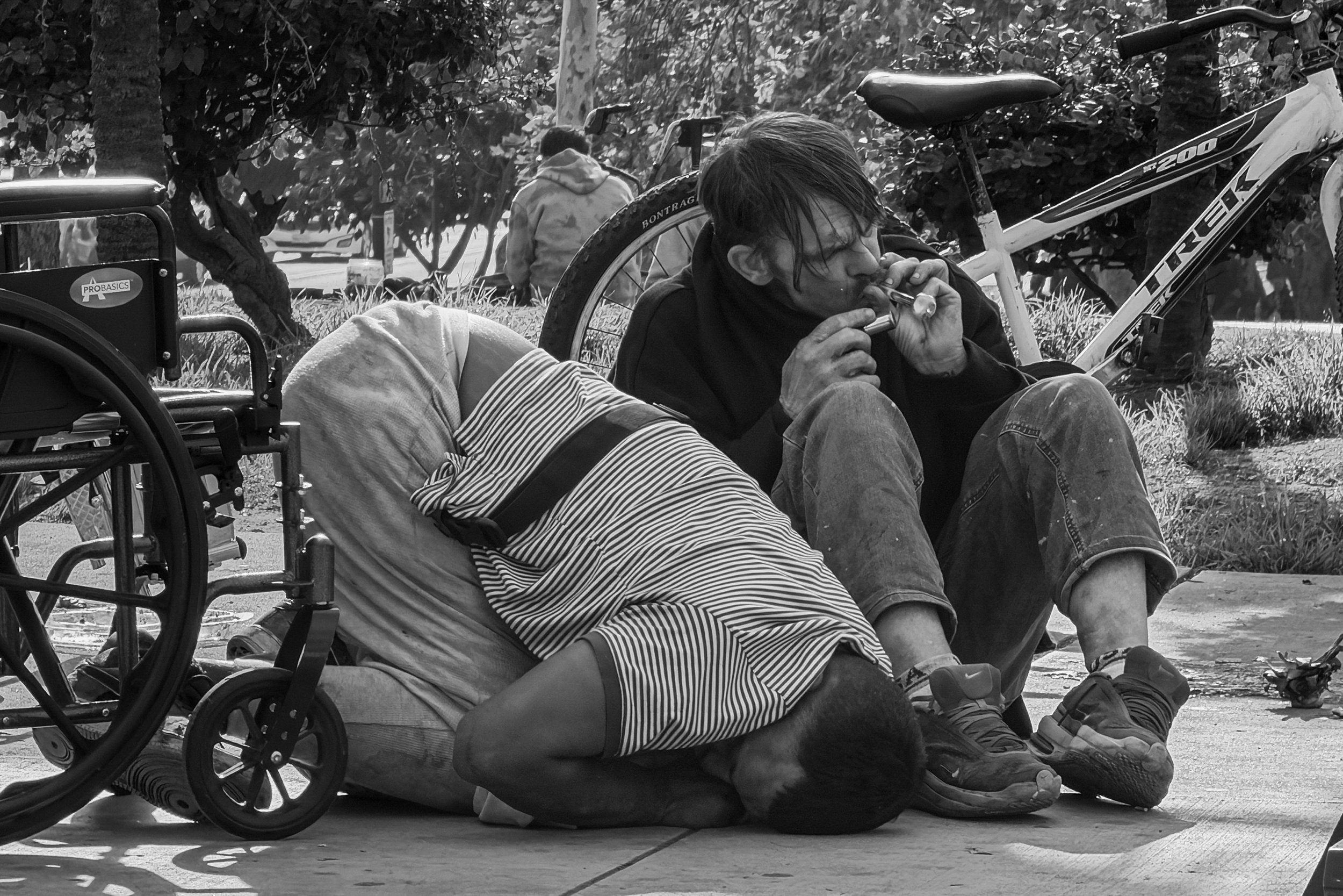 2nd_PHOTOESSAY_Ringo Chiu - Freelance_MacArthur Park_05.jpg