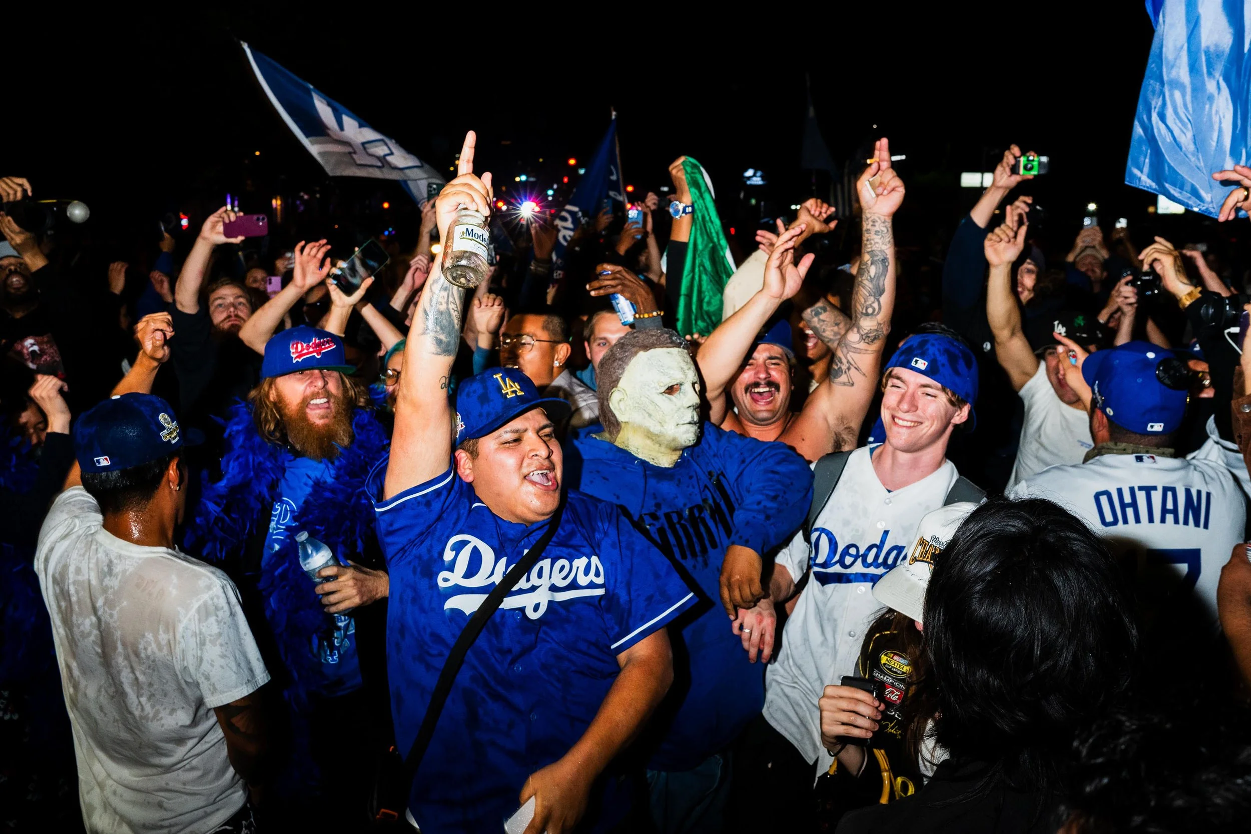 HM1_PHOTOESSAY_Ghawam Kouchaki - Freelance_DodgersVictoryCelebration_-5.jpg