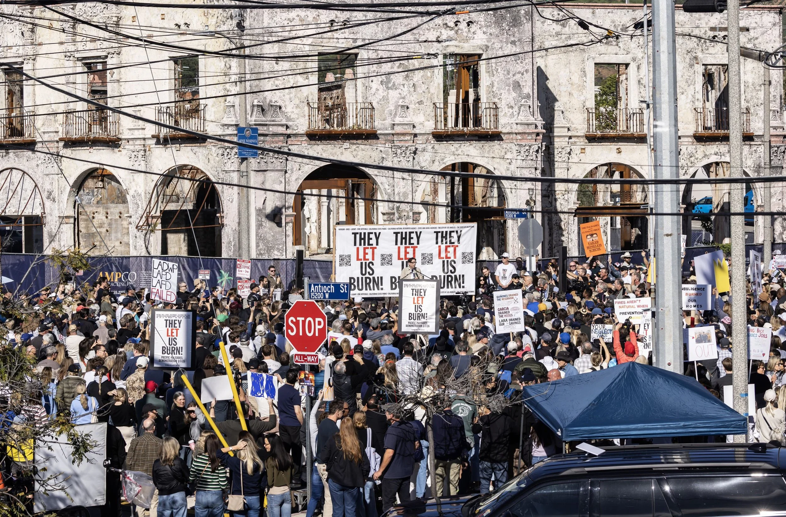 3rd_PHOTOESSAY_Ted Soqui - Freelance_08.jpg