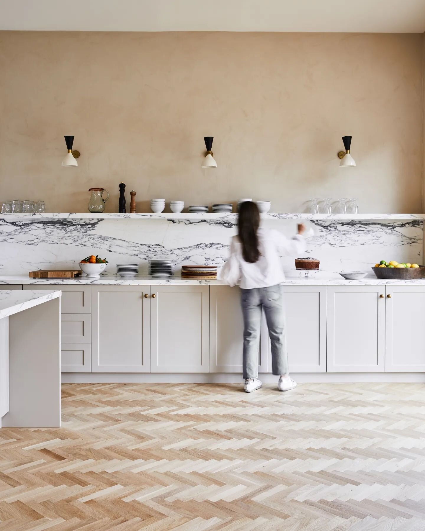 Delicious soft tones of this stunning @lanasheez Melbourne kitchen design create such a warm welcoming feel. Cake anyone? 
Photography by me x
Design &amp; styling @lanasheez 
Suppliers @smegaustralia @armacmartin @brodware @eandstrading @burgbuilt @