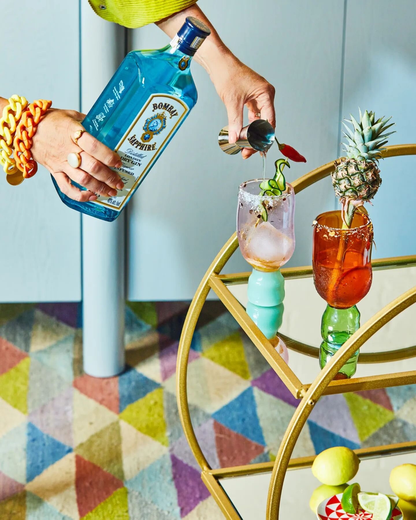 The ultimate bar cart giveaway! Curated by @greenhouseinteriors and @bombaysapphire_au Competition details at @greenhouseinteriors 
Photography by me x
Styled by @greenhouseinteriors @bowersnest_interiorstyling